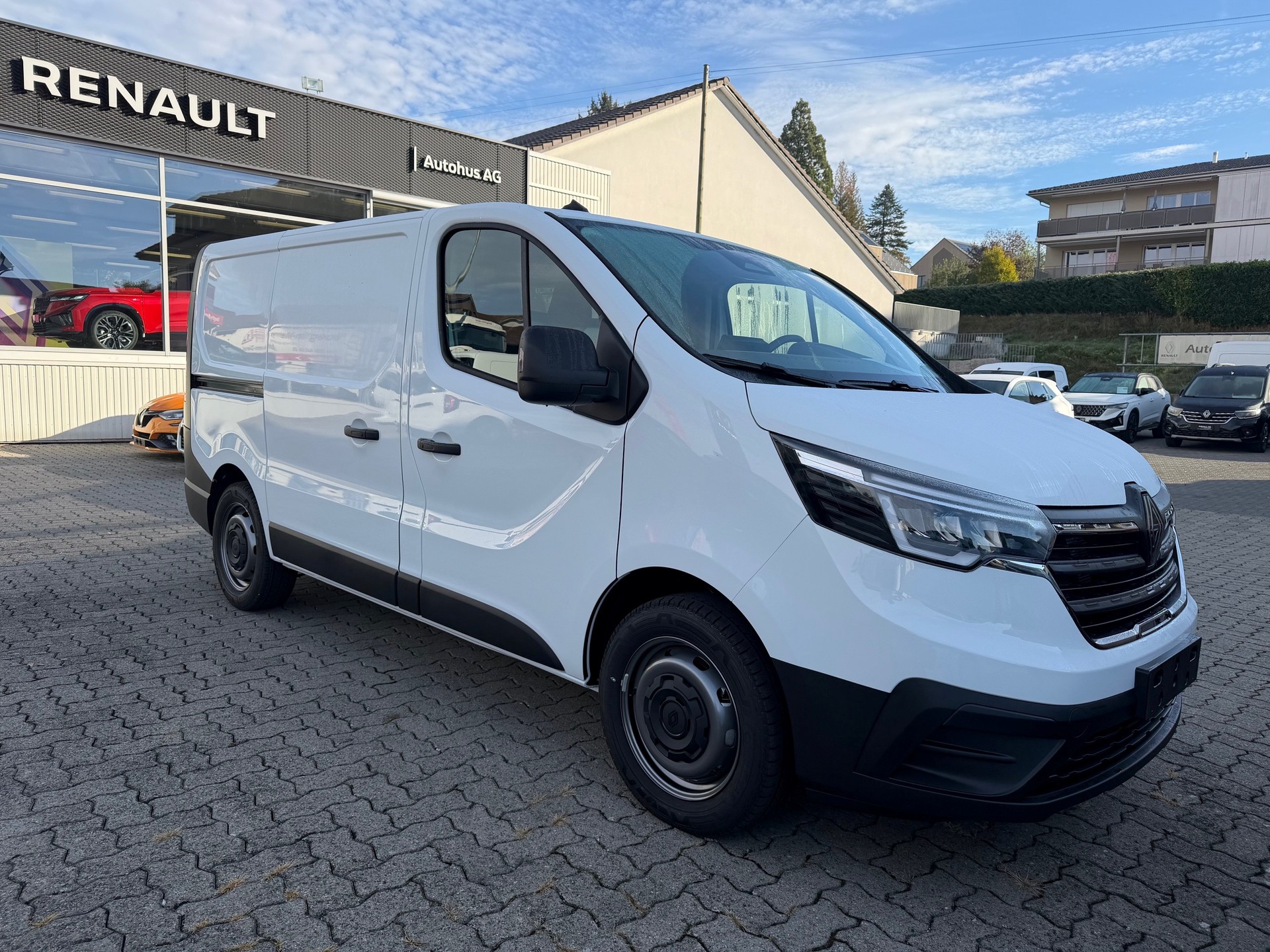 RENAULT Trafic 2.0 Blue dCi110 Advance L1H1