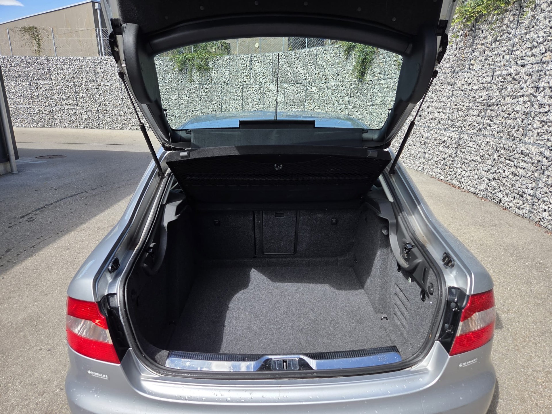 SKODA Superb 2.0 TDi Elegance DSG-image-6