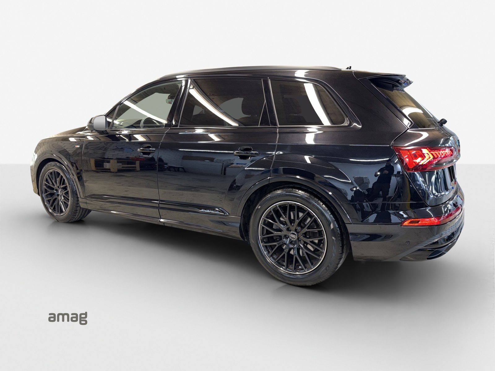 AUDI Q7 55 TFSI S Line quattro tiptronic-showroom-element-2