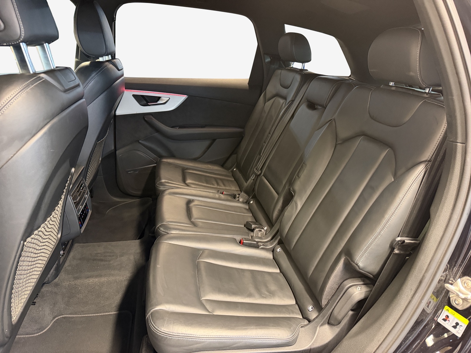 AUDI Q7 55 TFSI S Line quattro tiptronic-image-11