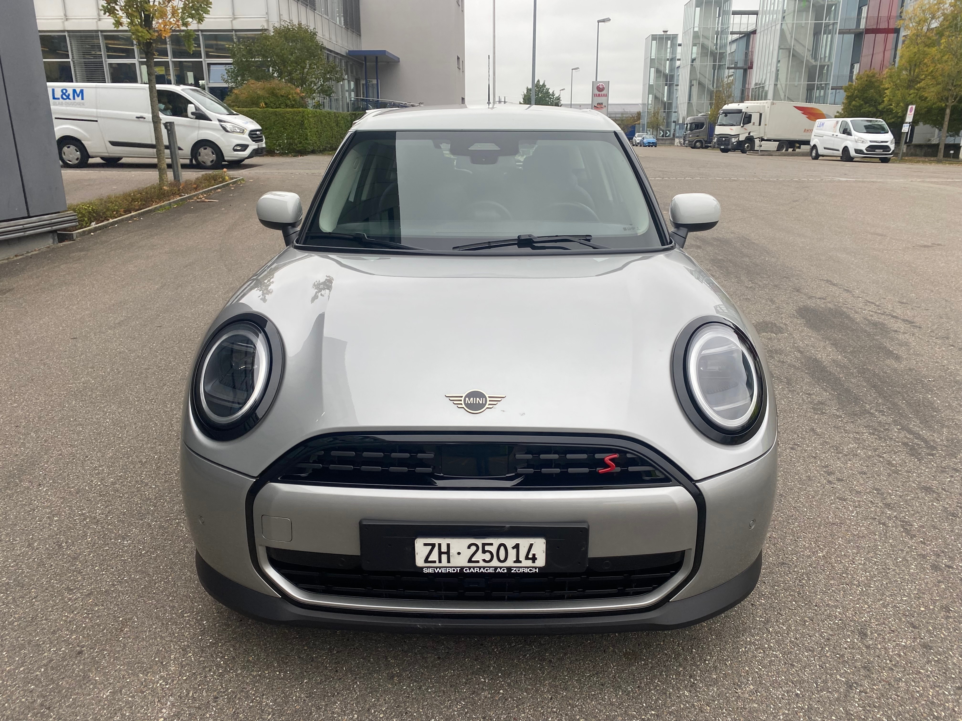Car photo