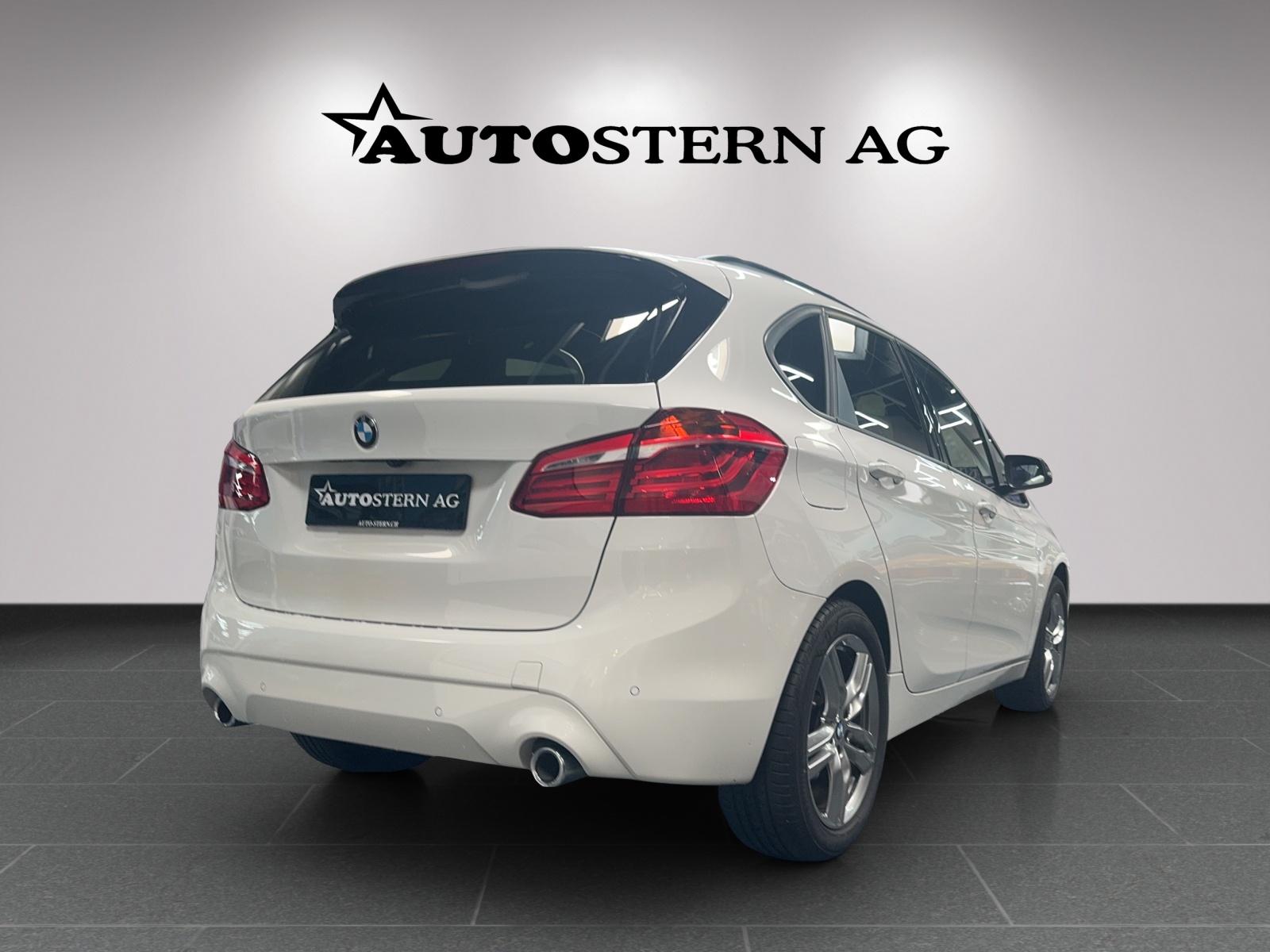 BMW 218d xDrive Active Tourer Steptronic Travel Edition-image-16