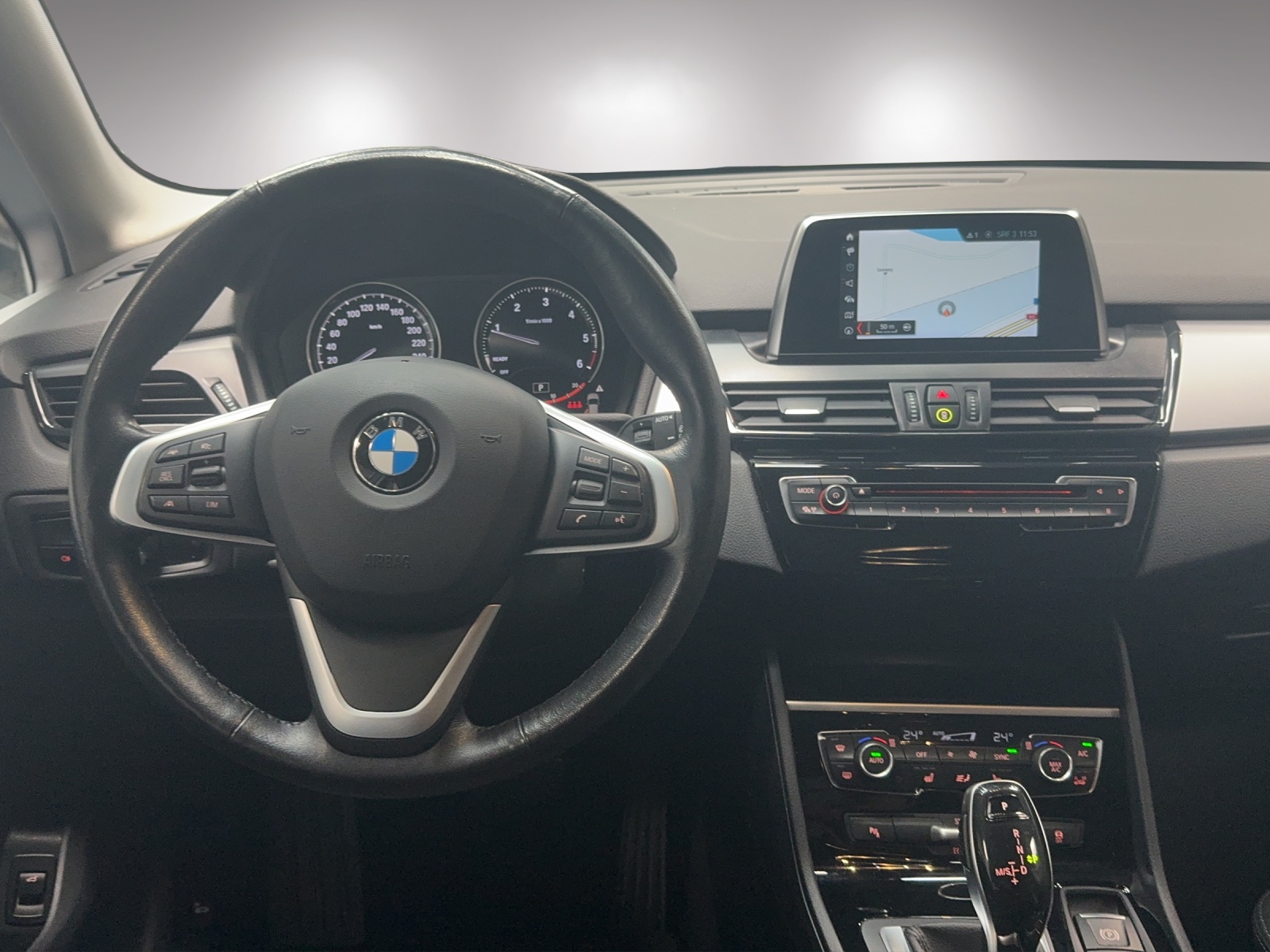 BMW 218d xDrive Active Tourer Steptronic Travel Edition-image-14