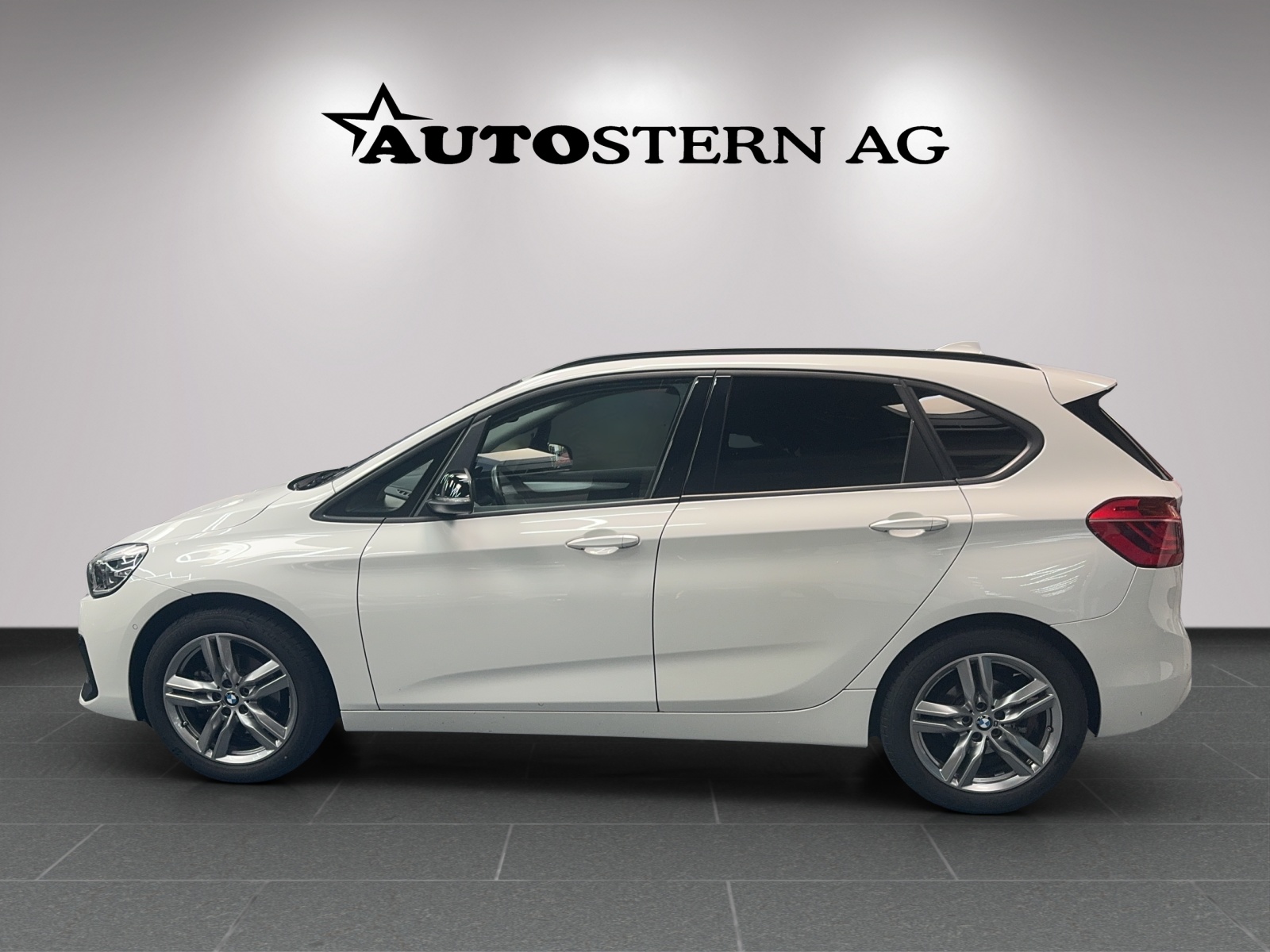 BMW 218d xDrive Active Tourer Steptronic Travel Edition-image-8