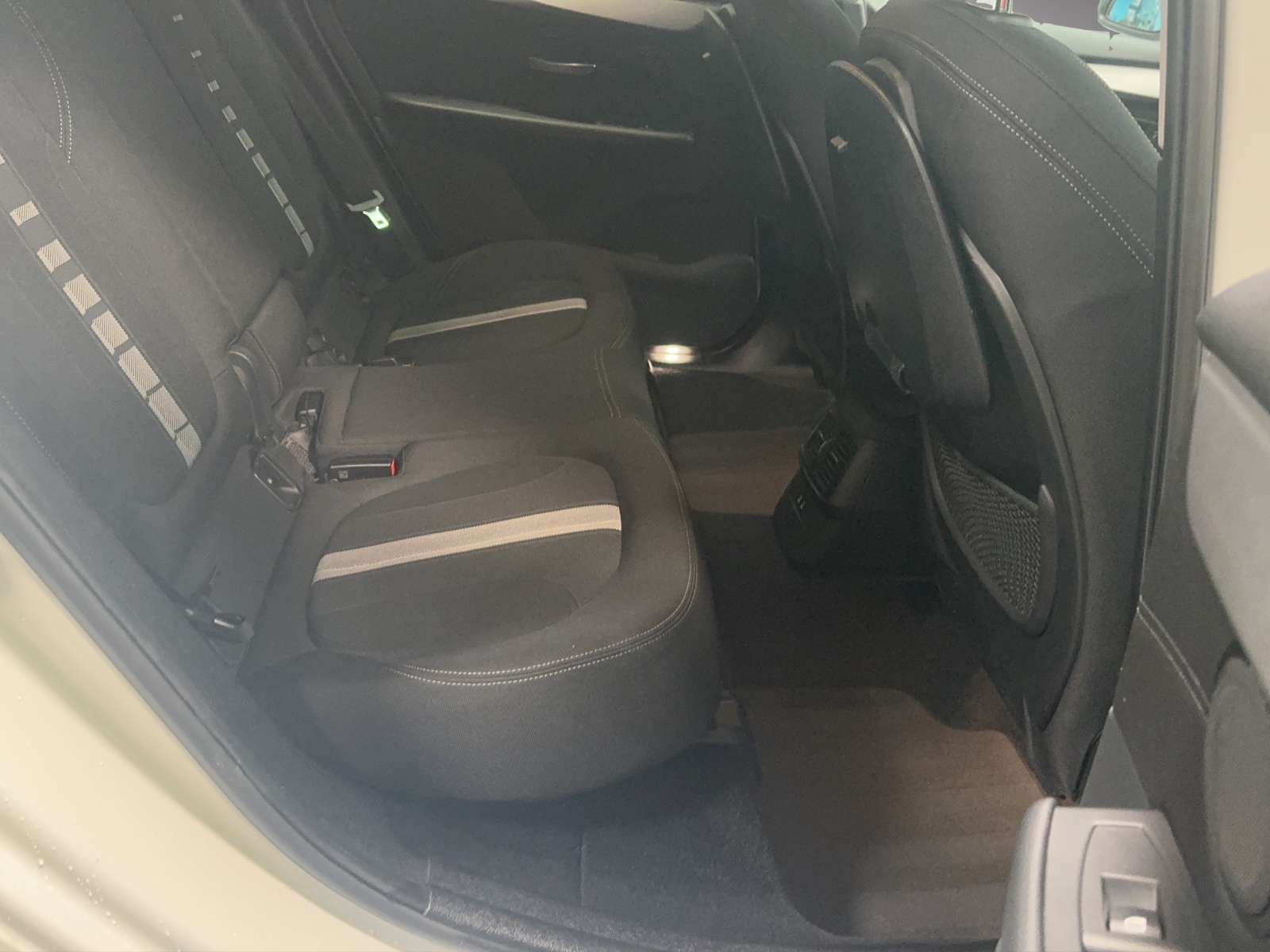 BMW 218d xDrive Active Tourer Steptronic Travel Edition-image-12