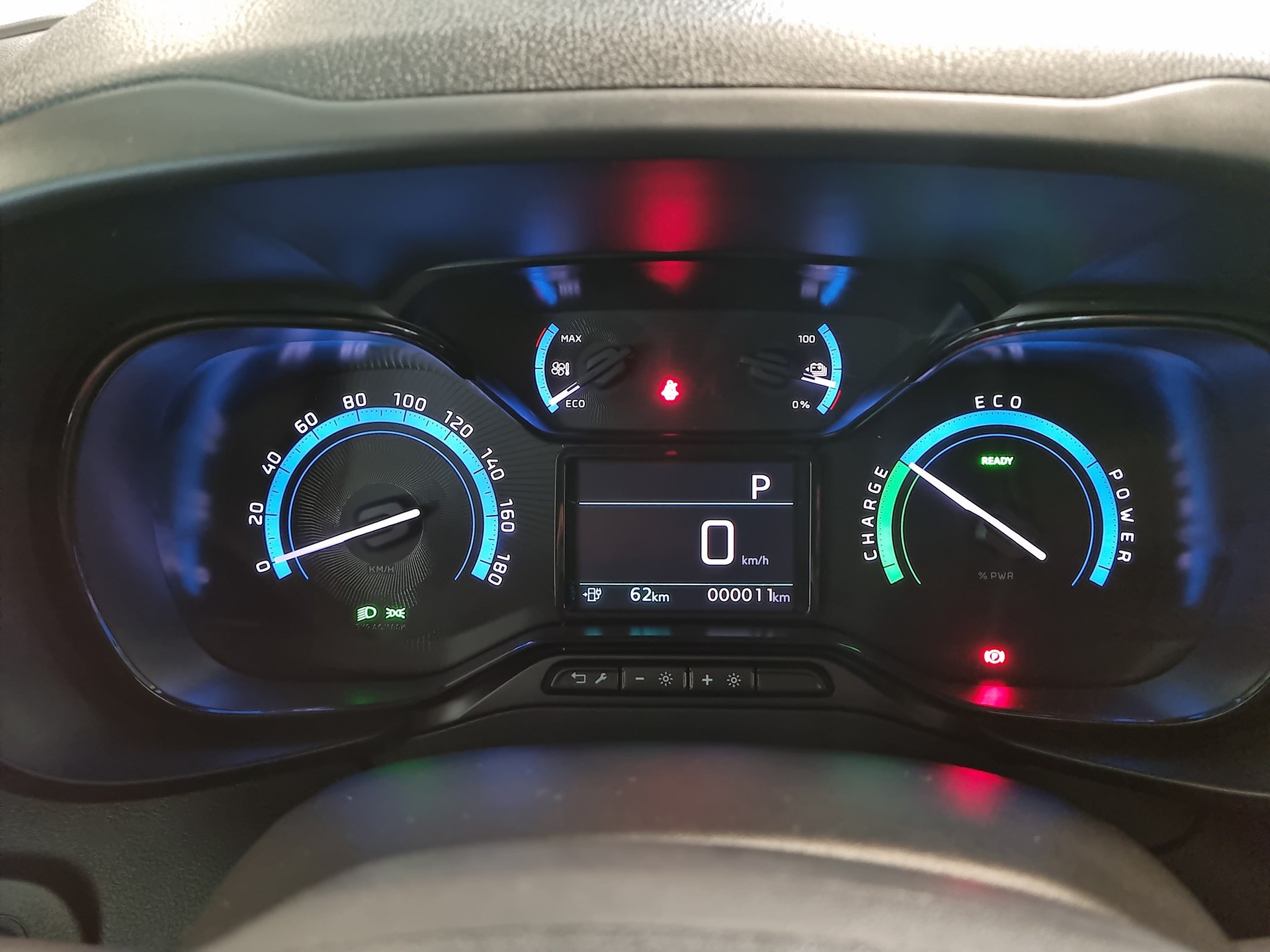 FIAT E-Doblo L1 50kWh 800kg Pro-image-11