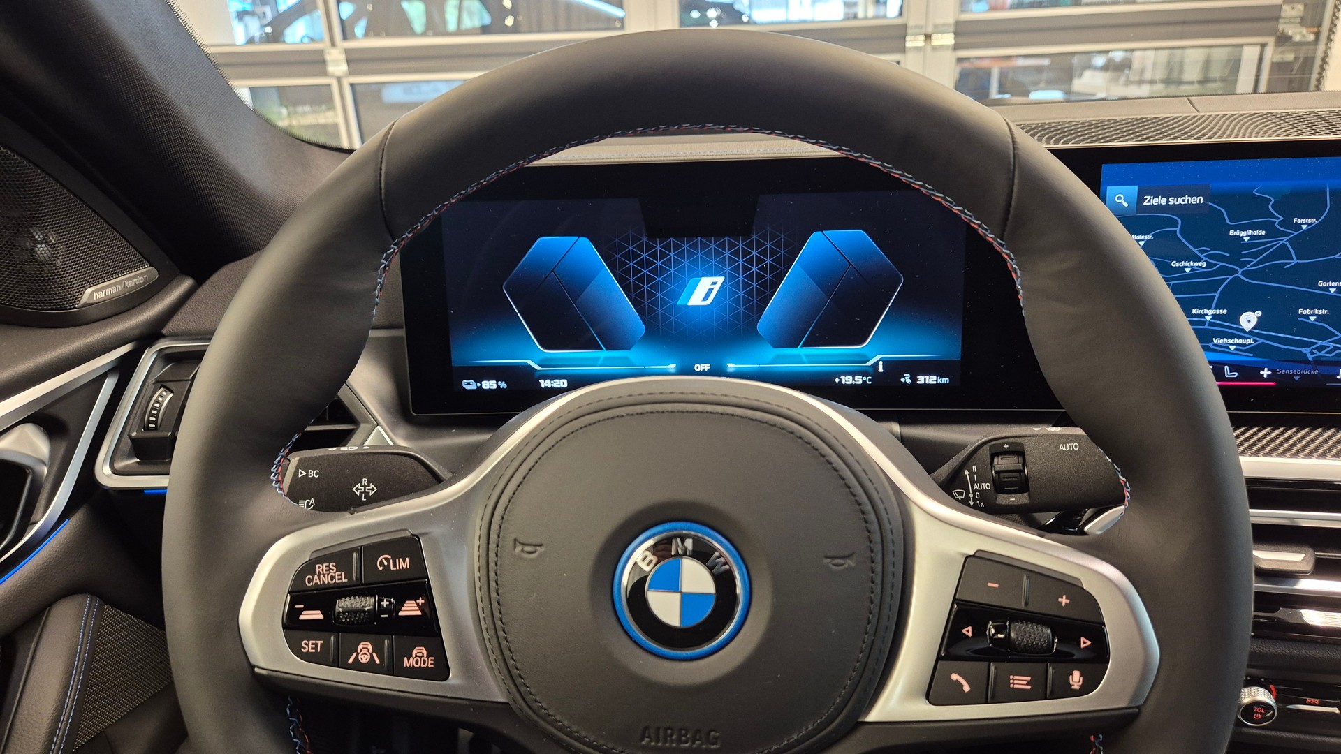 BMW i4 M50 M Sport Pro-image-12