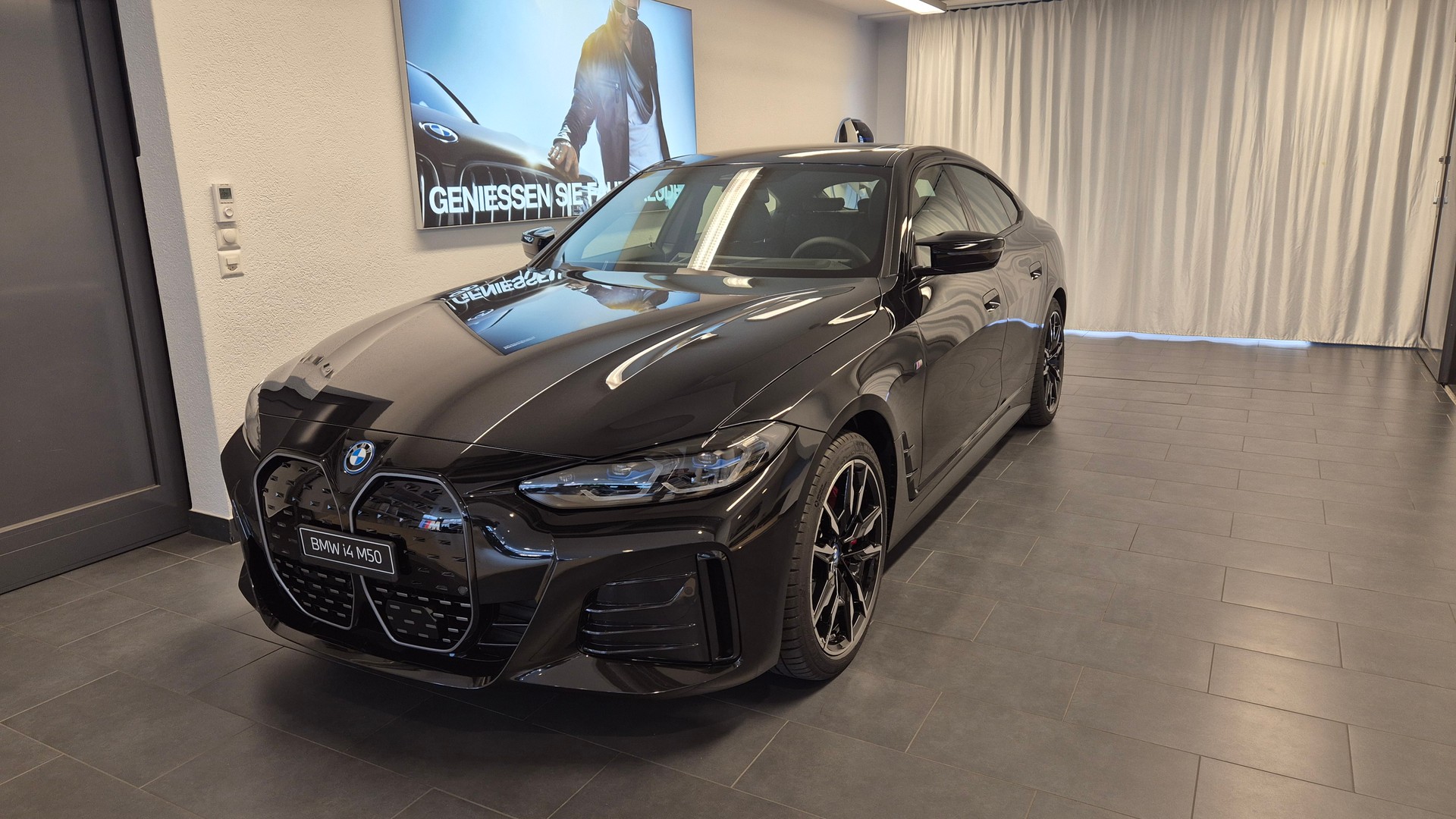 BMW i4 M50 M Sport Pro-image-0