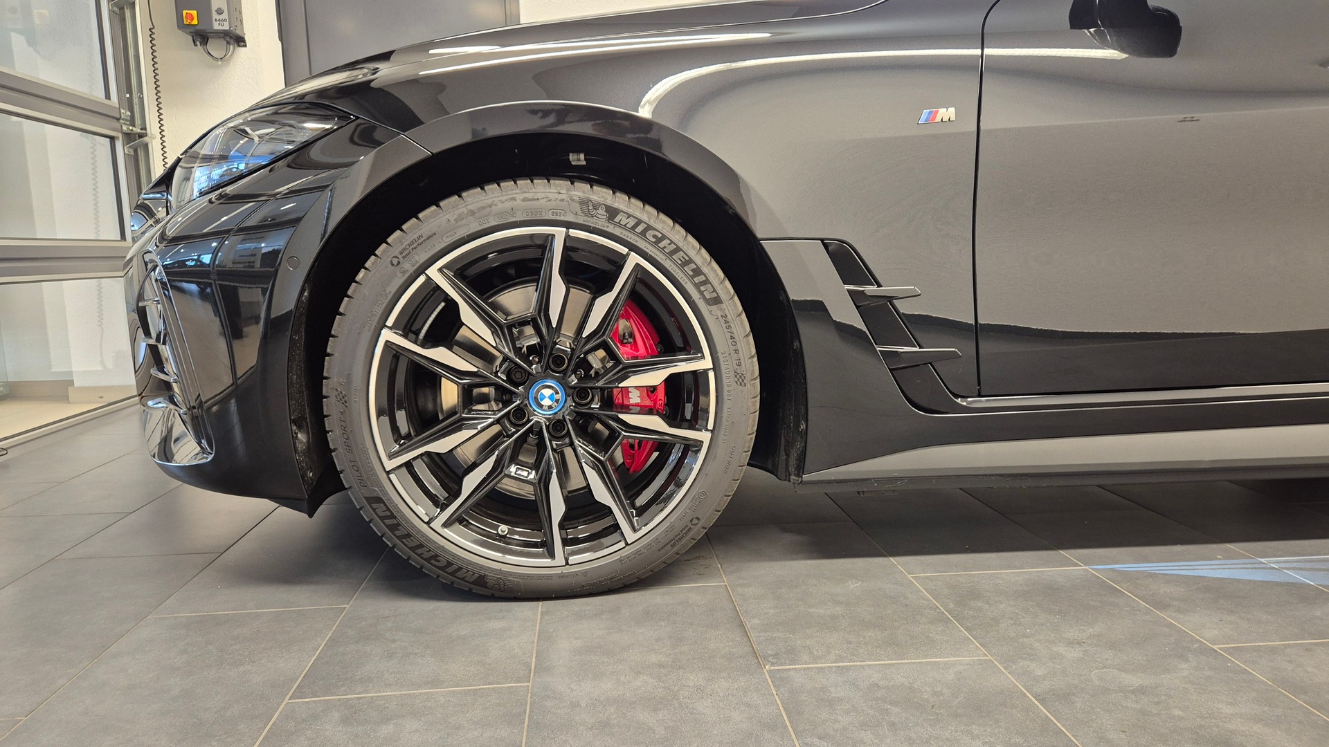BMW i4 M50 M Sport Pro-image-2