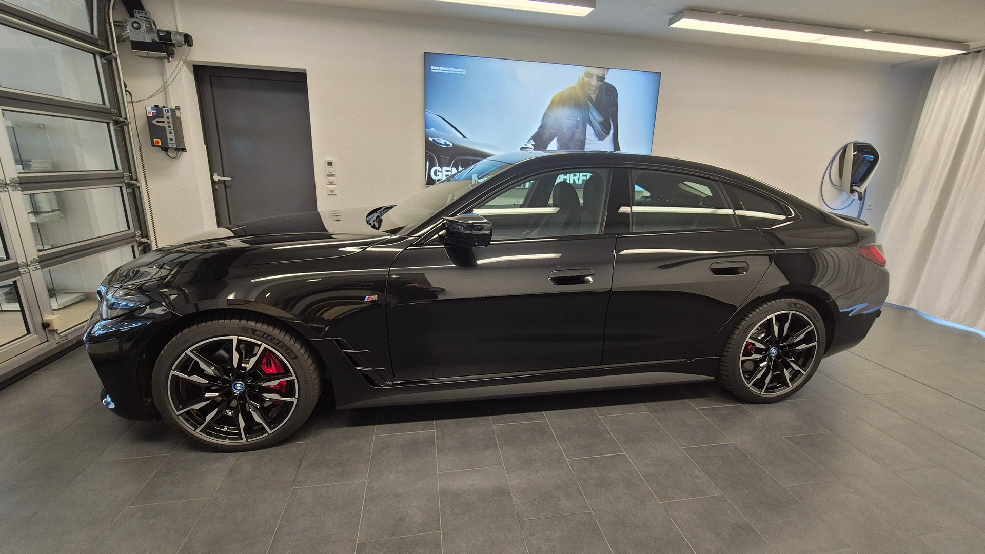 BMW i4 M50 M Sport Pro-image-3