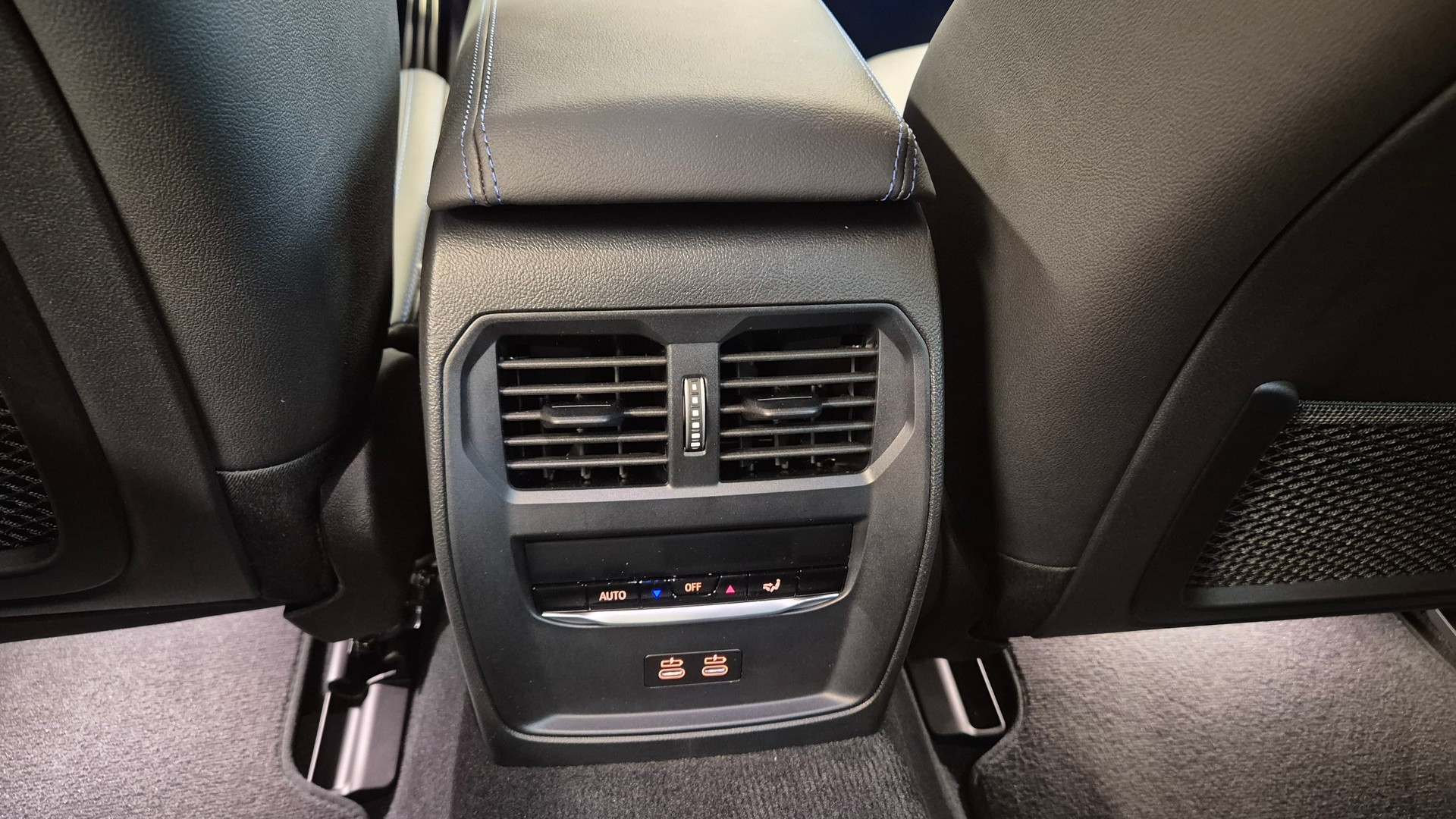 BMW i4 M50 M Sport Pro-image-18
