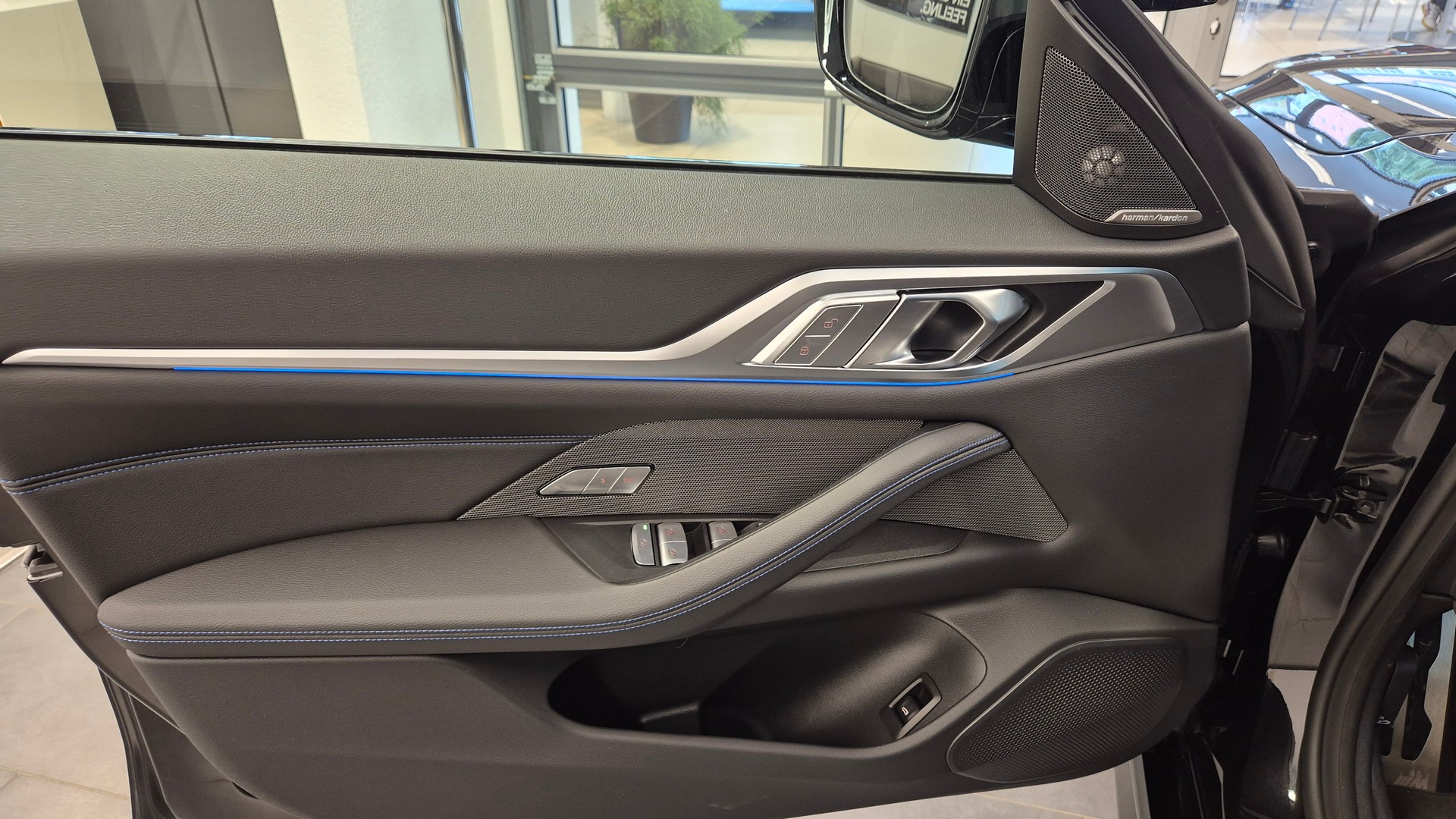 BMW i4 M50 M Sport Pro-image-14