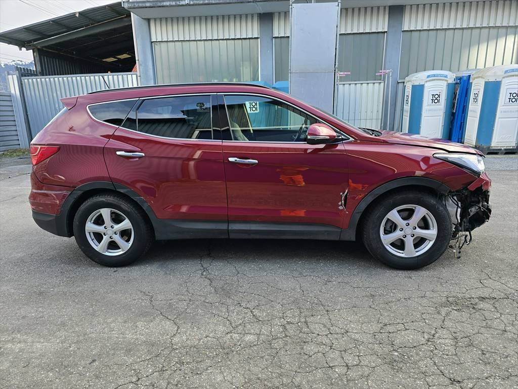 HYUNDAI Santa Fe 2.2 CRDI Comfort 4WD-image-5