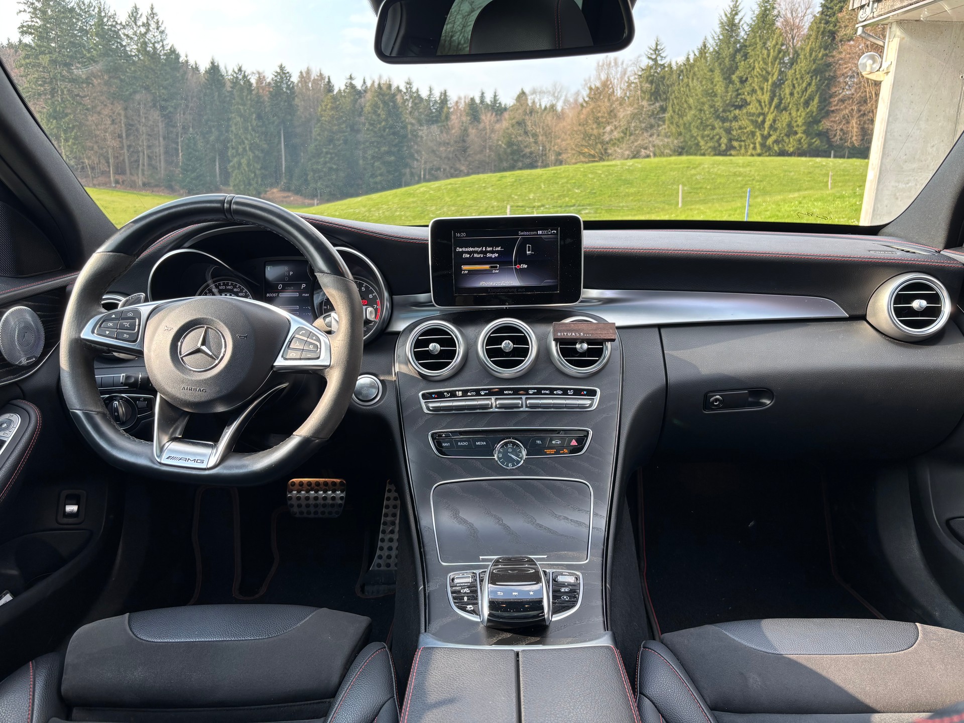 MERCEDES-BENZ C 43 AMG 4Matic 9G-Tronic-image-5
