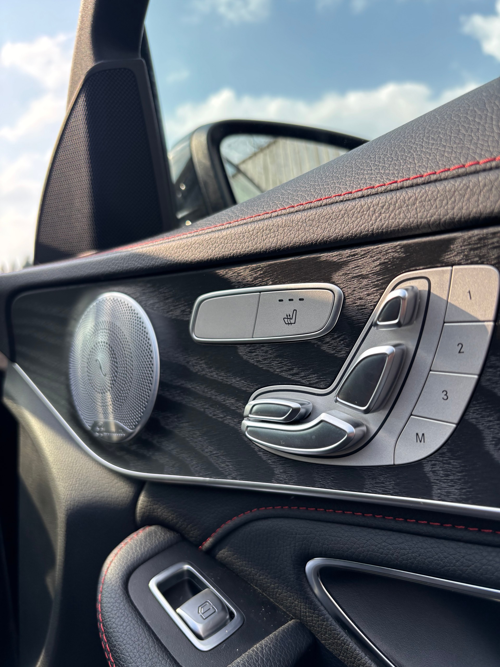 MERCEDES-BENZ C 43 AMG 4Matic 9G-Tronic-image-6