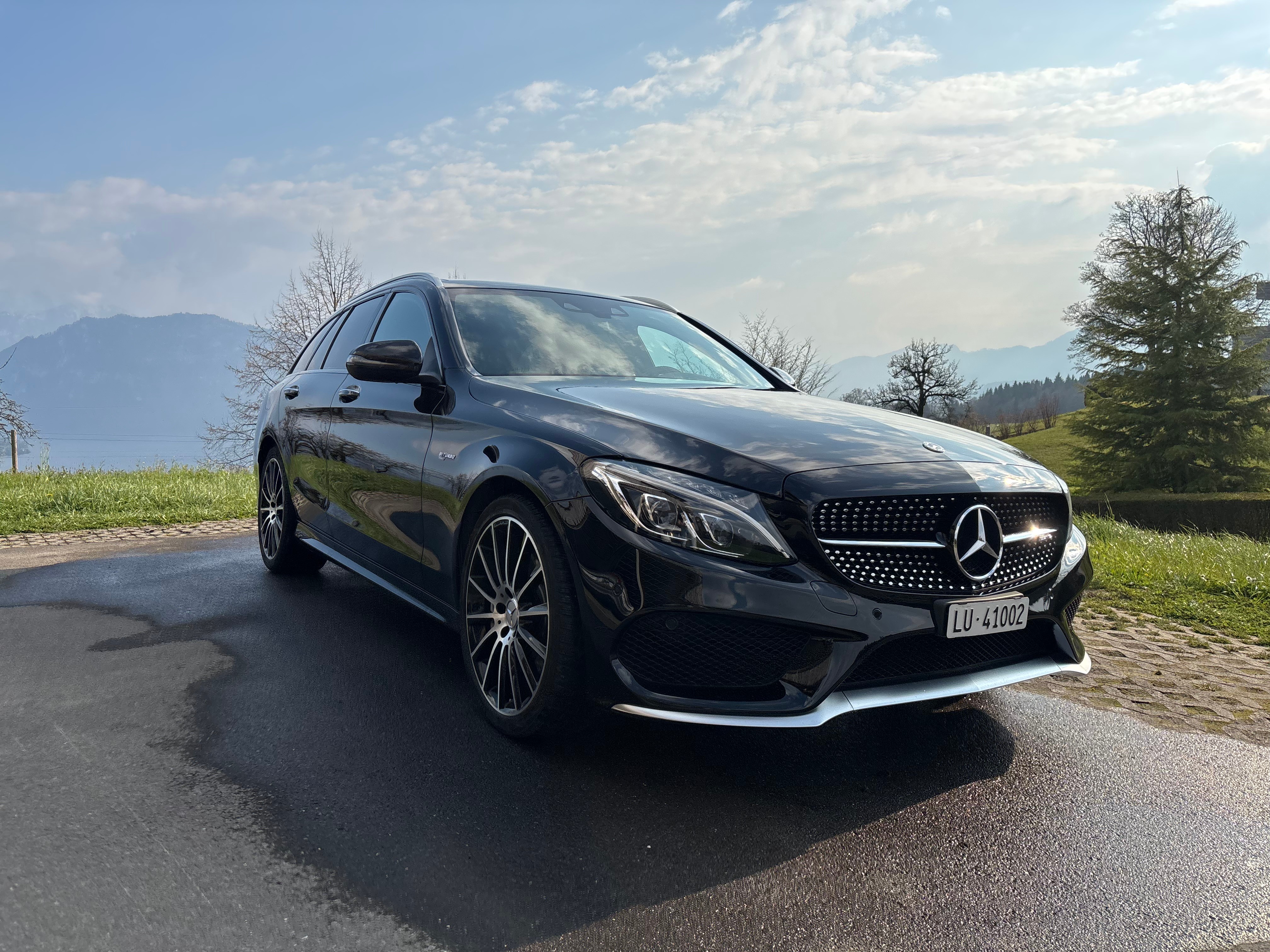 Car photo