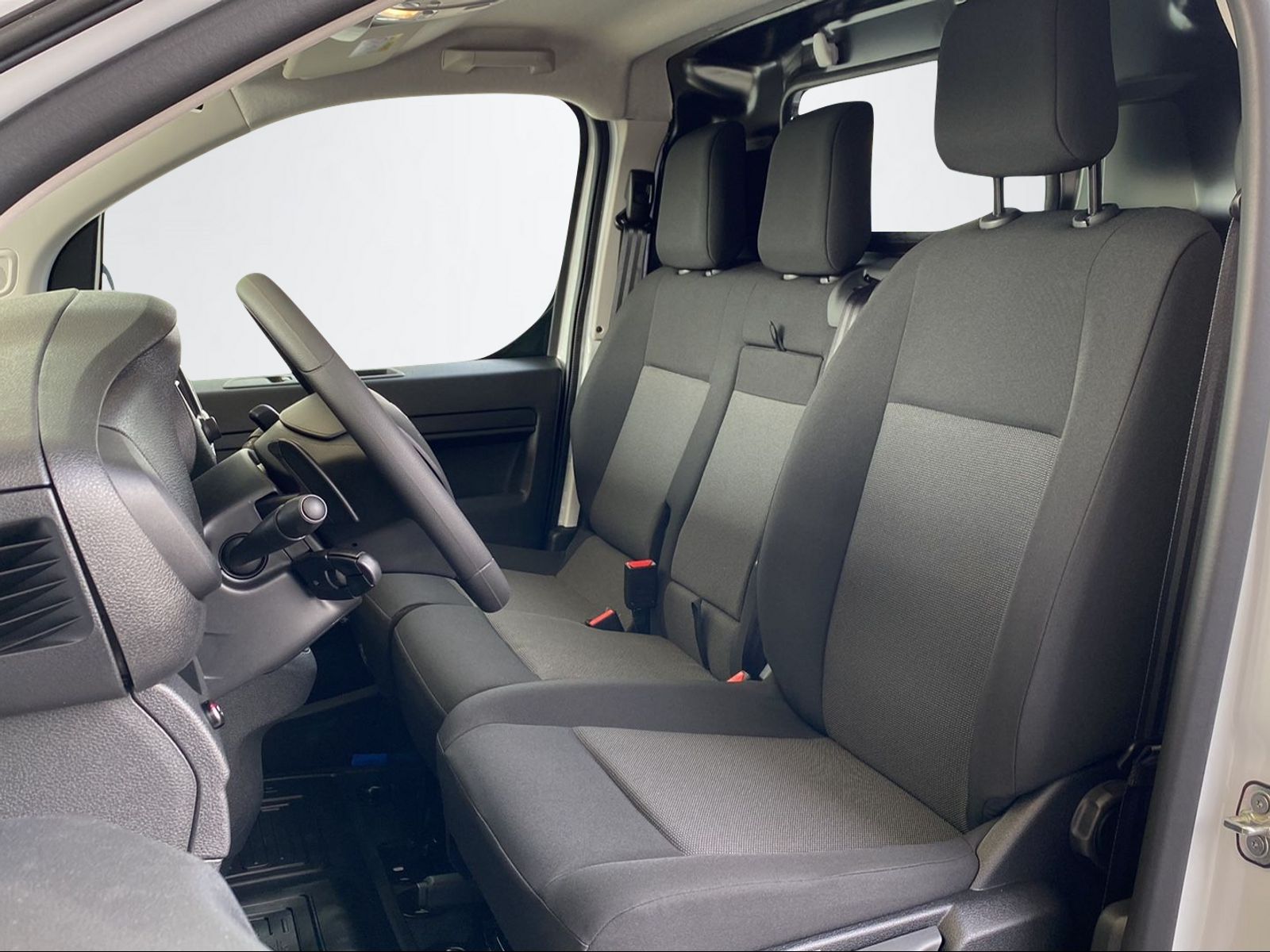 TOYOTA PROACE Van L2 2.0 D Comfort-image-14