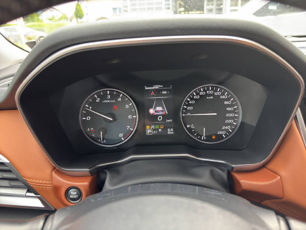 SUBARU Outback 2.5i 30th Anniversary Edition-image-7