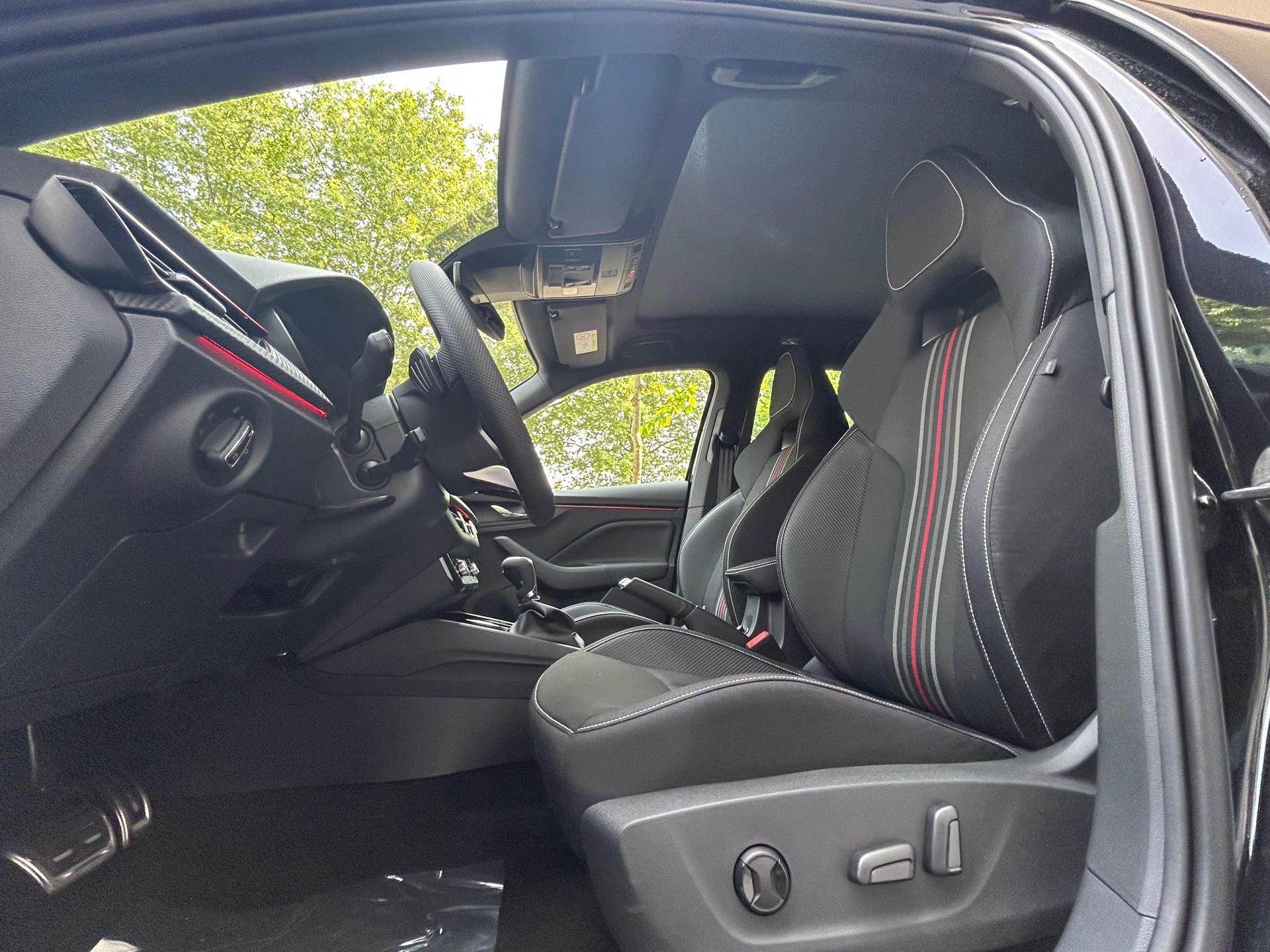 SKODA Kamiq 1.0 TSI Monte Carlo DSG-image-7