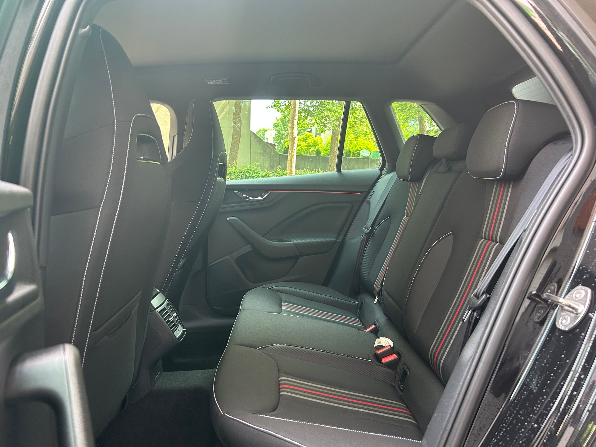 SKODA Kamiq 1.0 TSI Monte Carlo DSG-image-9
