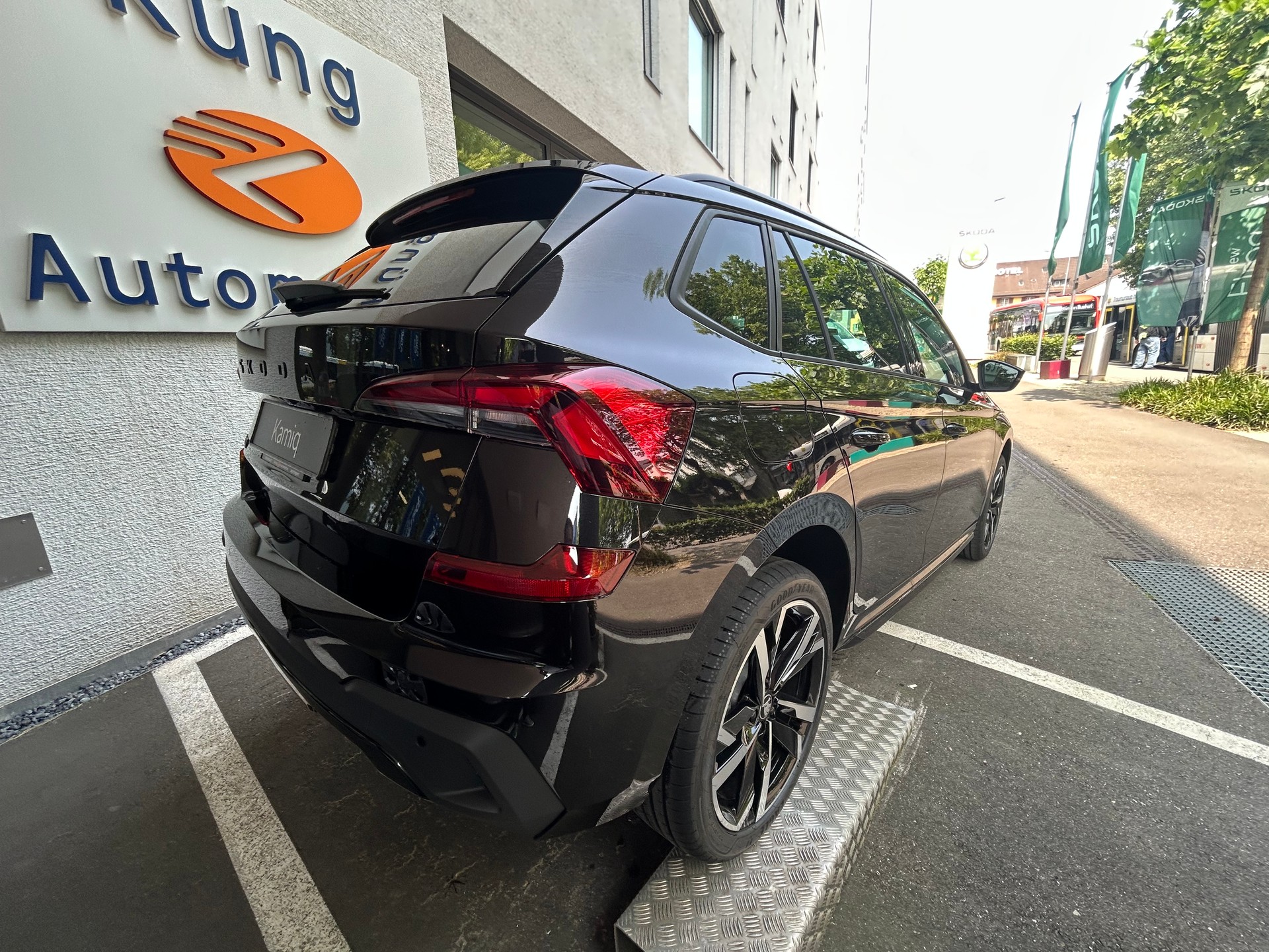 SKODA Kamiq 1.0 TSI Monte Carlo DSG-image-2