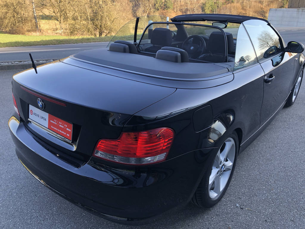 BMW 118i Cabrio-image-7