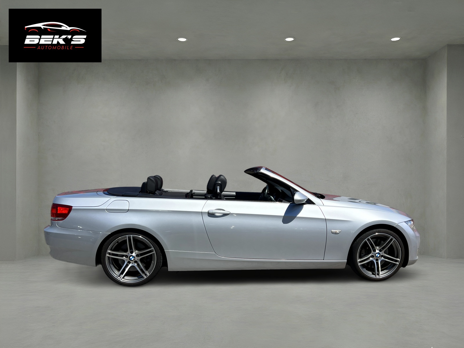 BMW 330i Cabriolet Steptronic-image-5