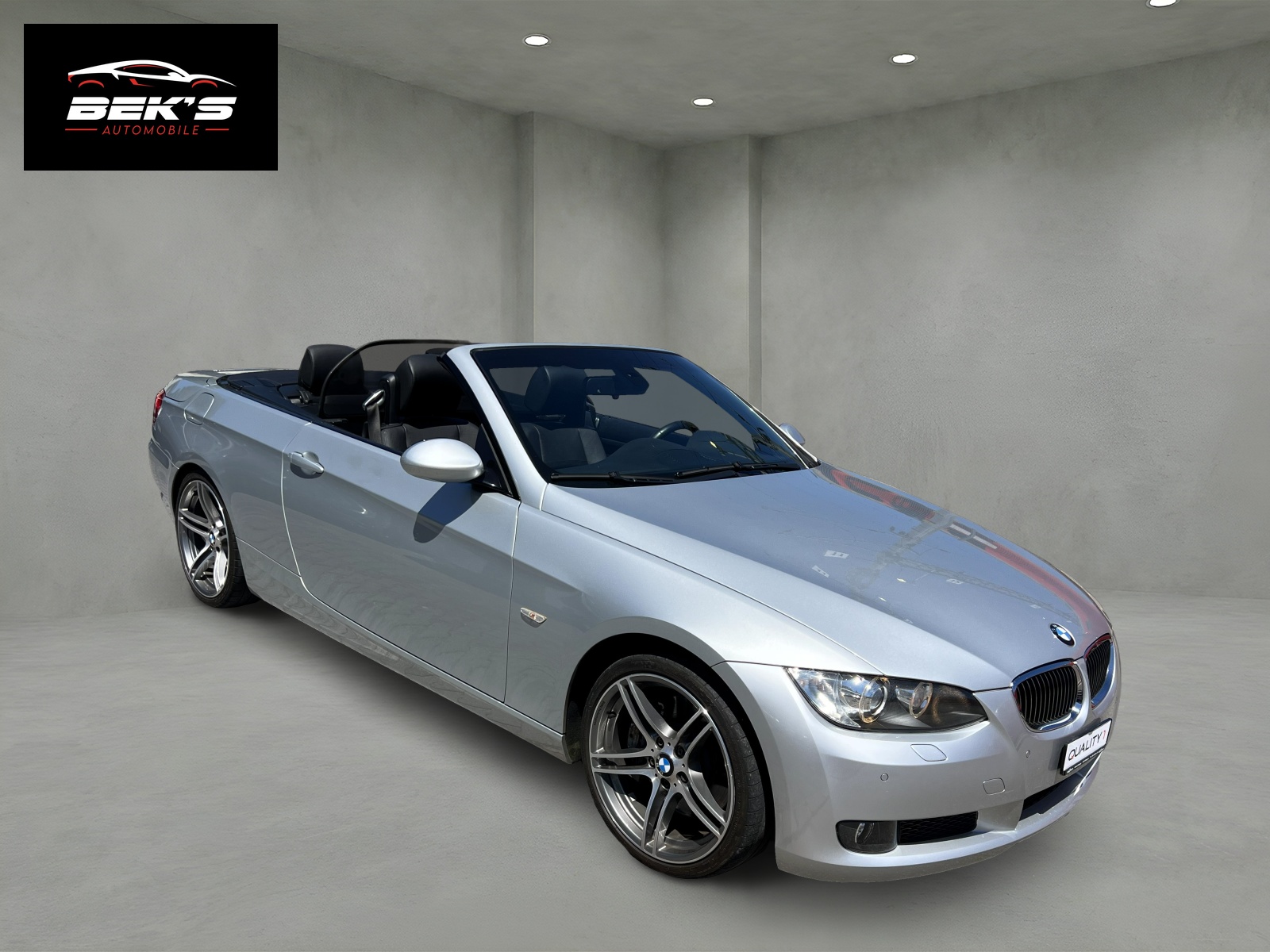 BMW 330i Cabriolet Steptronic-image-6