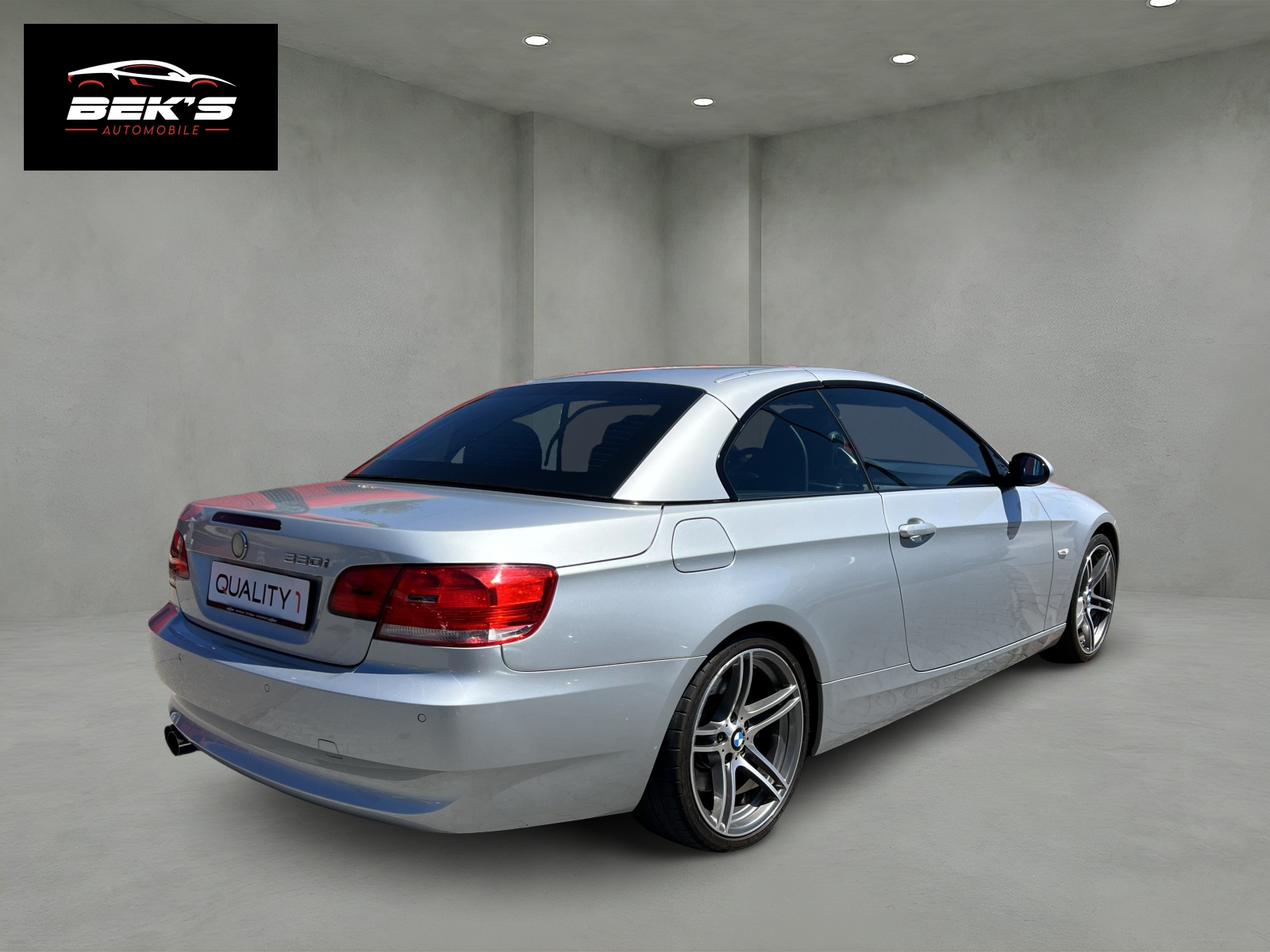 BMW 330i Cabriolet Steptronic-image-28