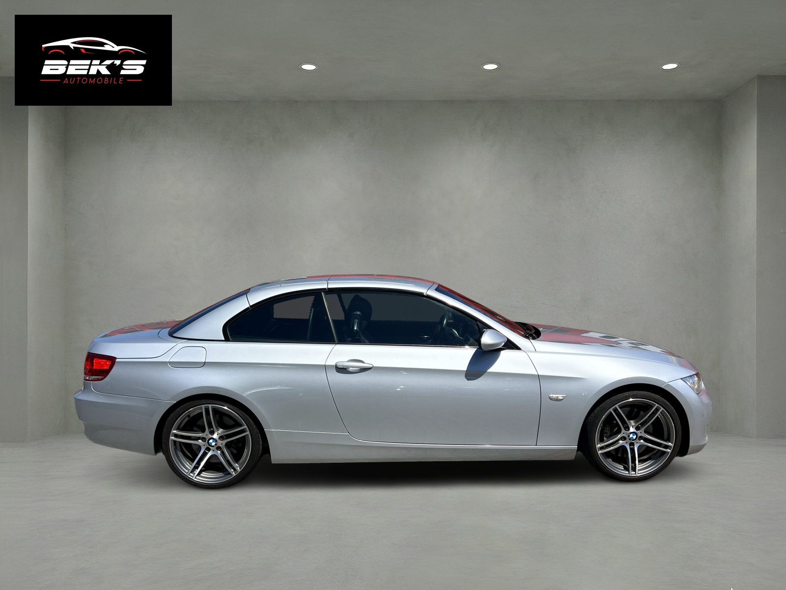 BMW 330i Cabriolet Steptronic-image-29