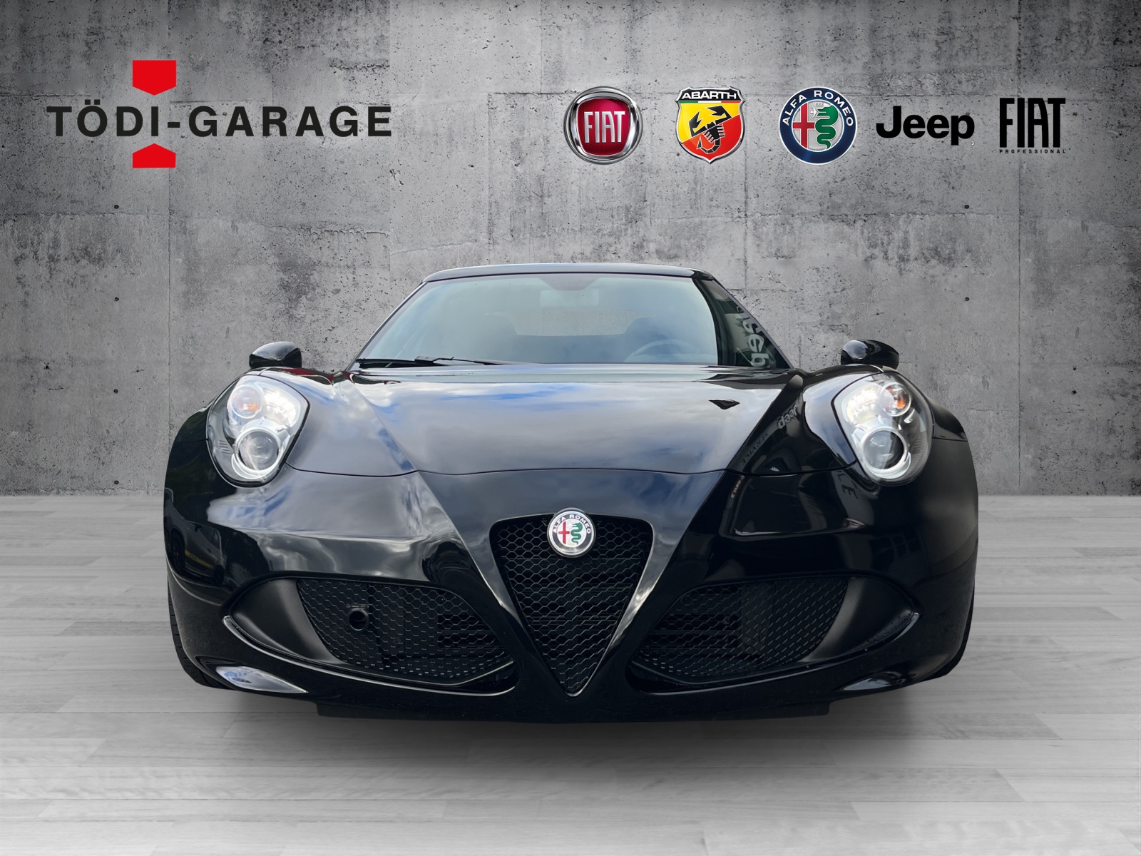 ALFA ROMEO 4C Spider 1750 TBi-image-1