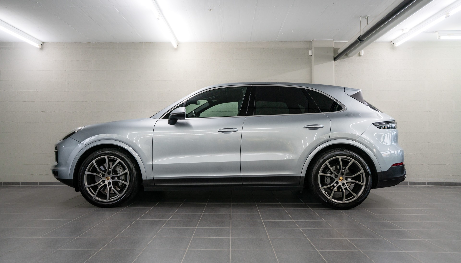 PORSCHE Cayenne S-image-3