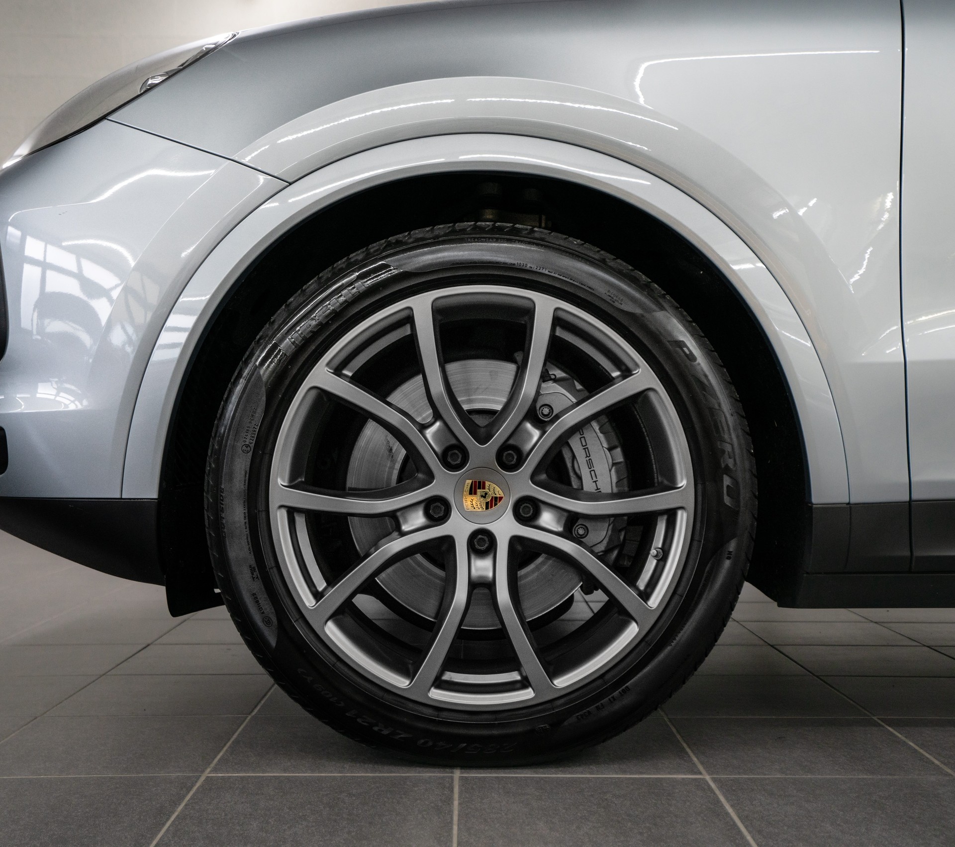 PORSCHE Cayenne S-image-7