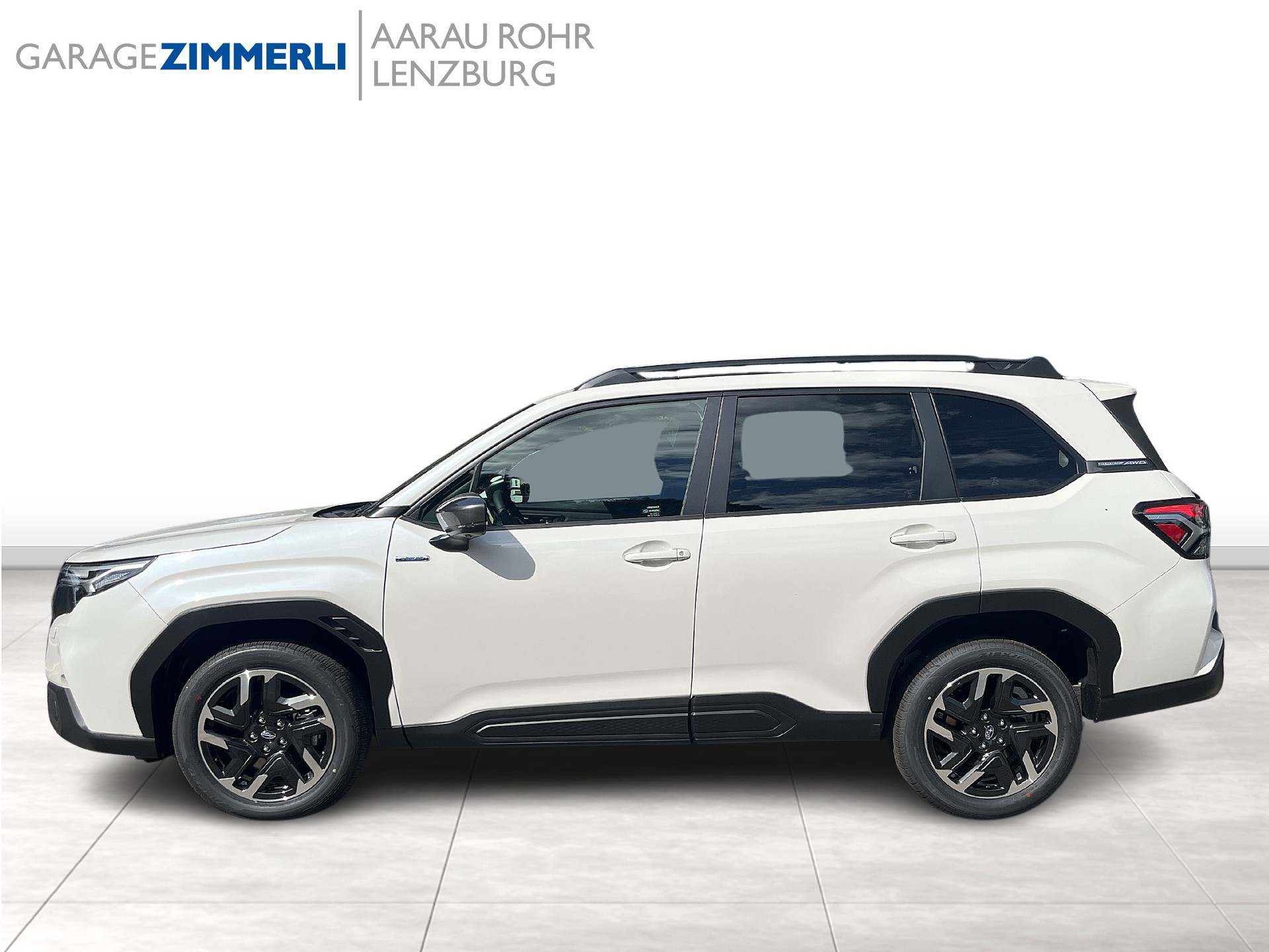 SUBARU Forester 2.0i e-Boxer Swiss Plus Lineartronic-image-1