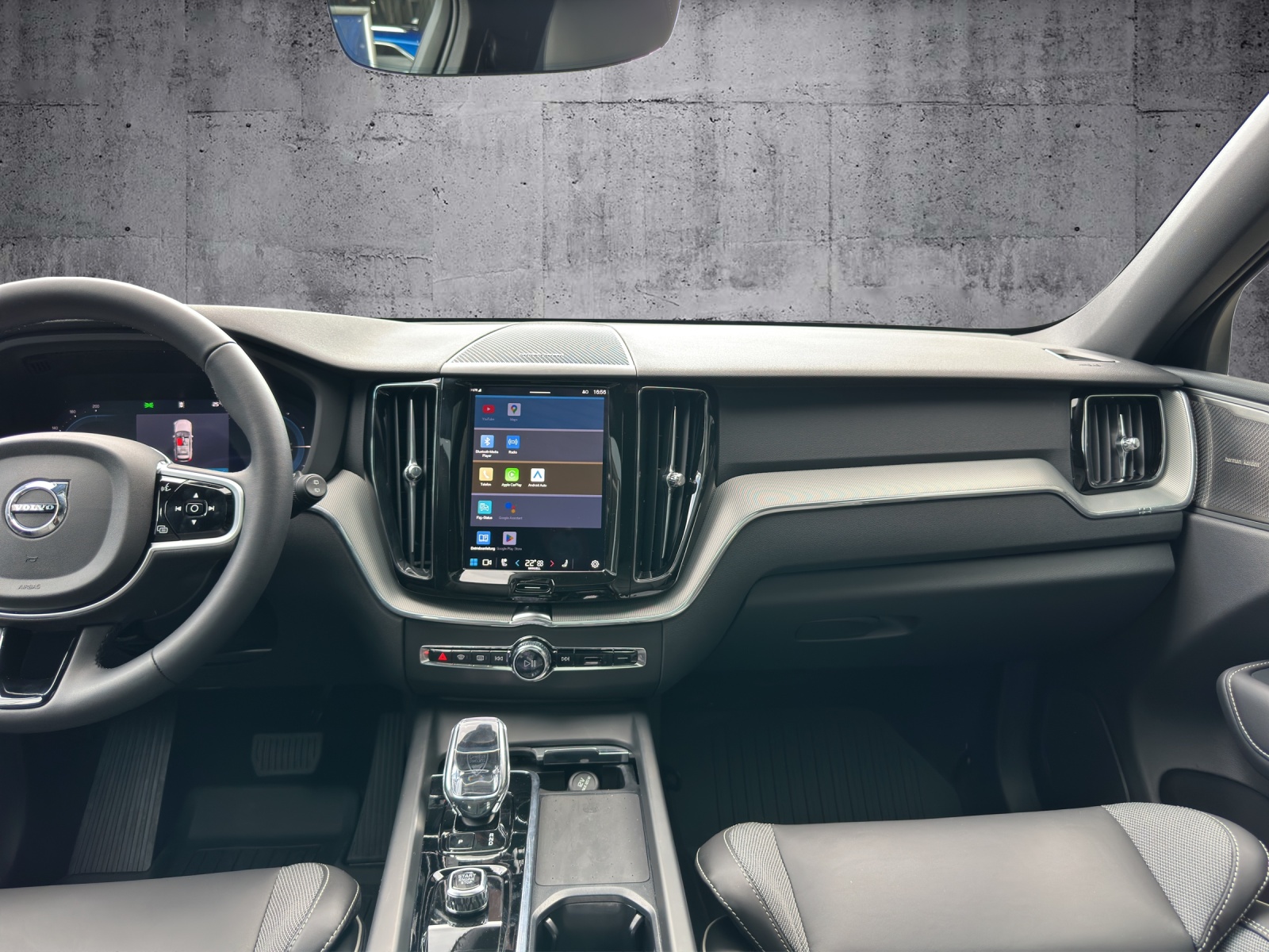 VOLVO XC60 T6 eAWD PluginHybrid Xcentric Geartronic-image-9