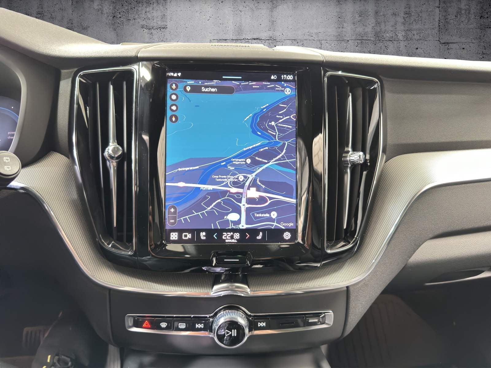VOLVO XC60 T6 eAWD PluginHybrid Xcentric Geartronic-image-11