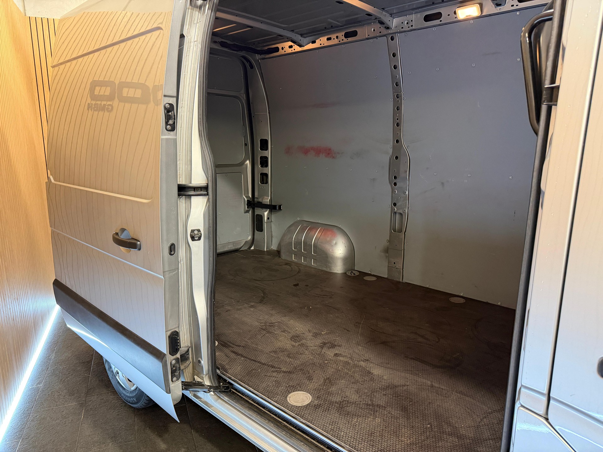NISSAN Interstar dCi 110 3.5 L2H2 N-Connecta-image-15