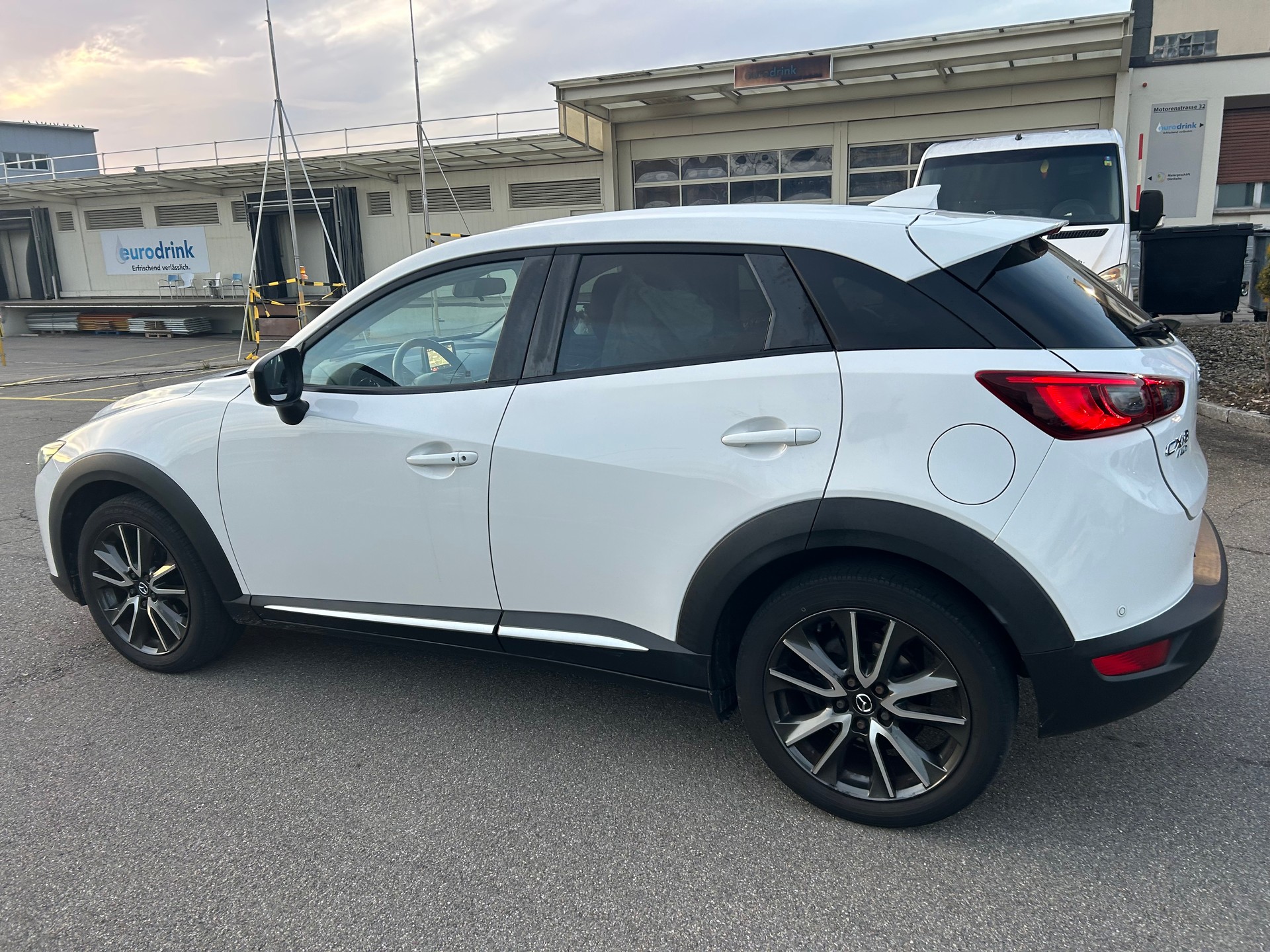 MAZDA CX-3 2.0 Revolution AWD Skyactiv Drive-image-7