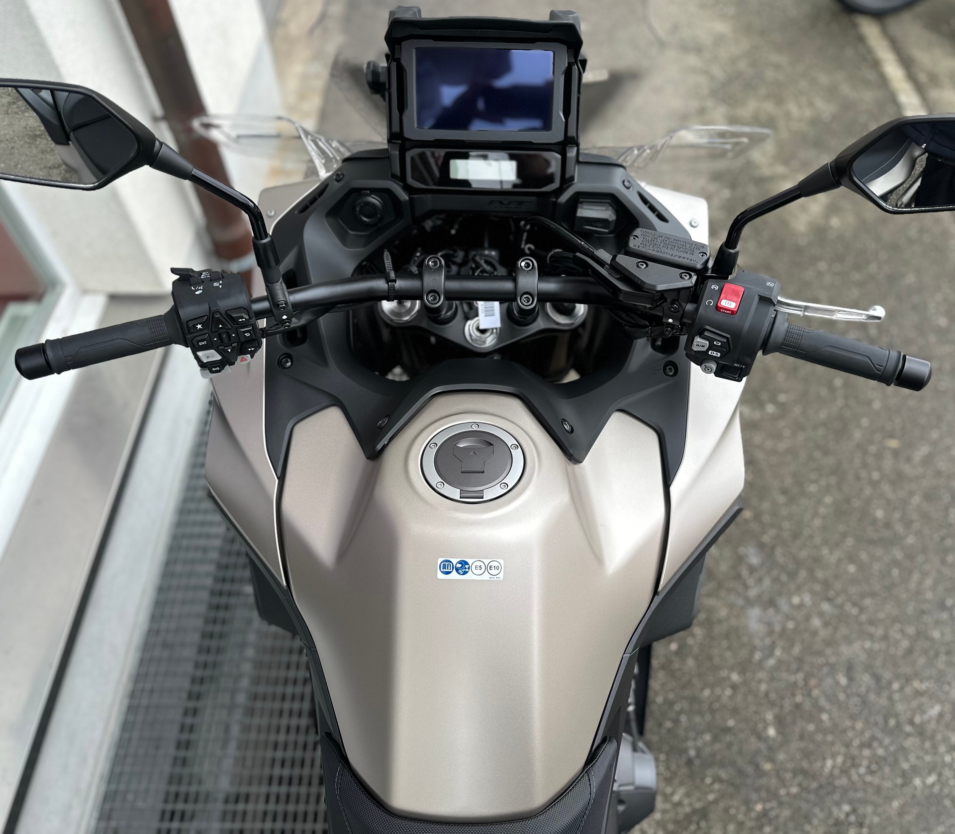 HONDA NT 1100 DCT E.S. Modell 2026-image-8