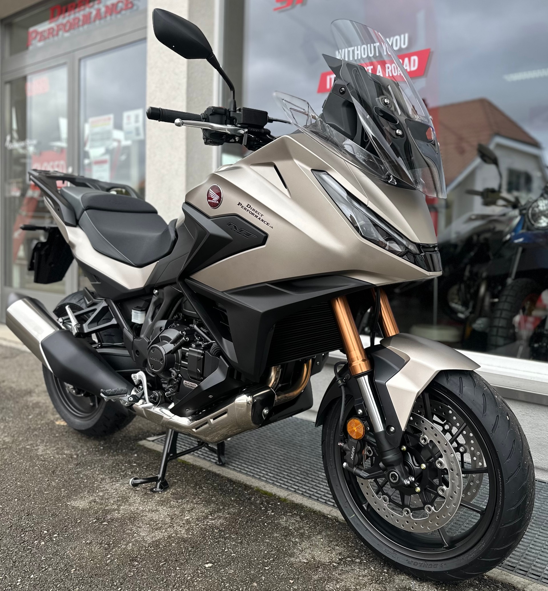 HONDA NT 1100 DCT E.S. Modell 2026-showroom-element-2