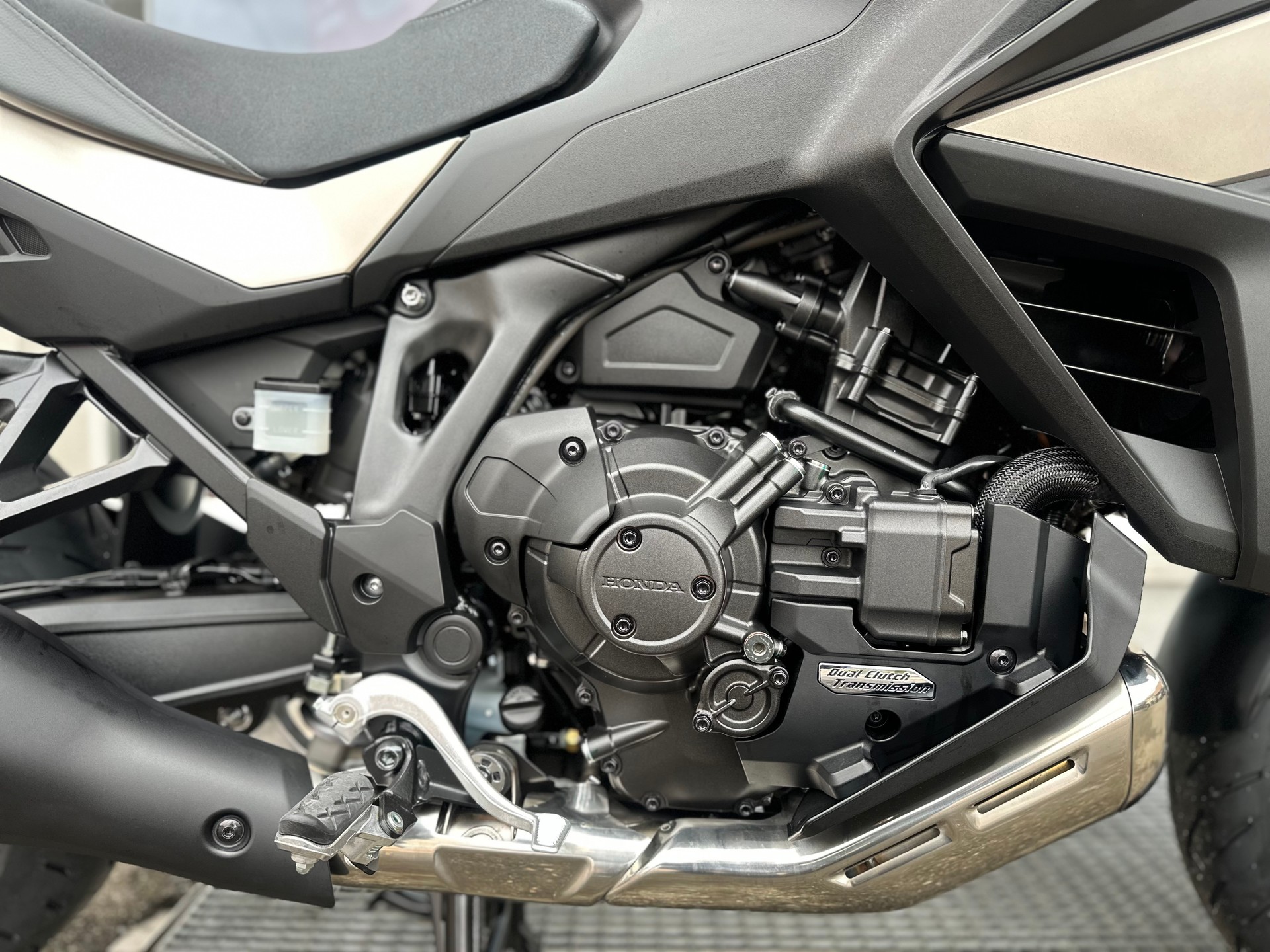 HONDA NT 1100 DCT E.S. Modell 2026-image-6