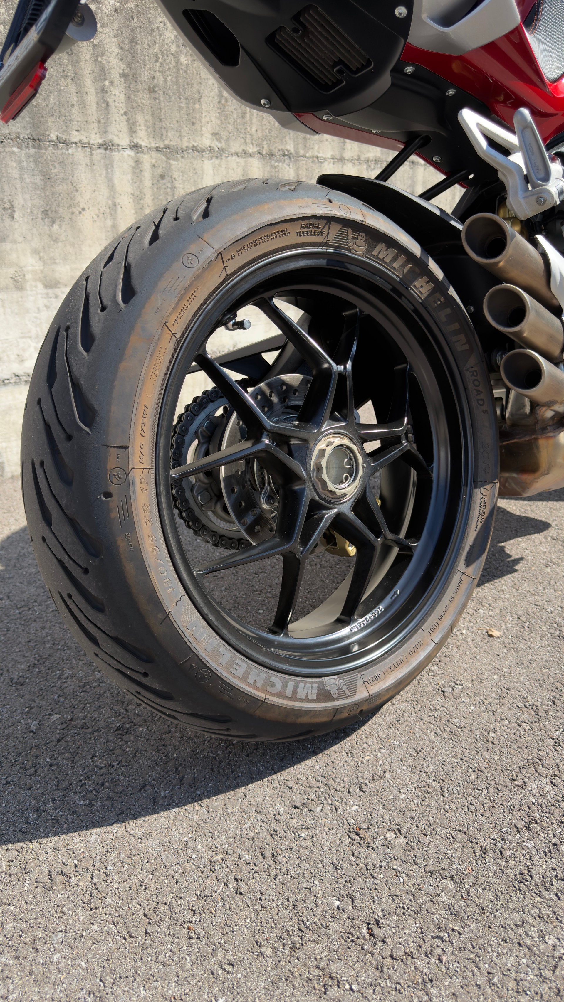 MV AGUSTA B3 Brutale 800-image-9