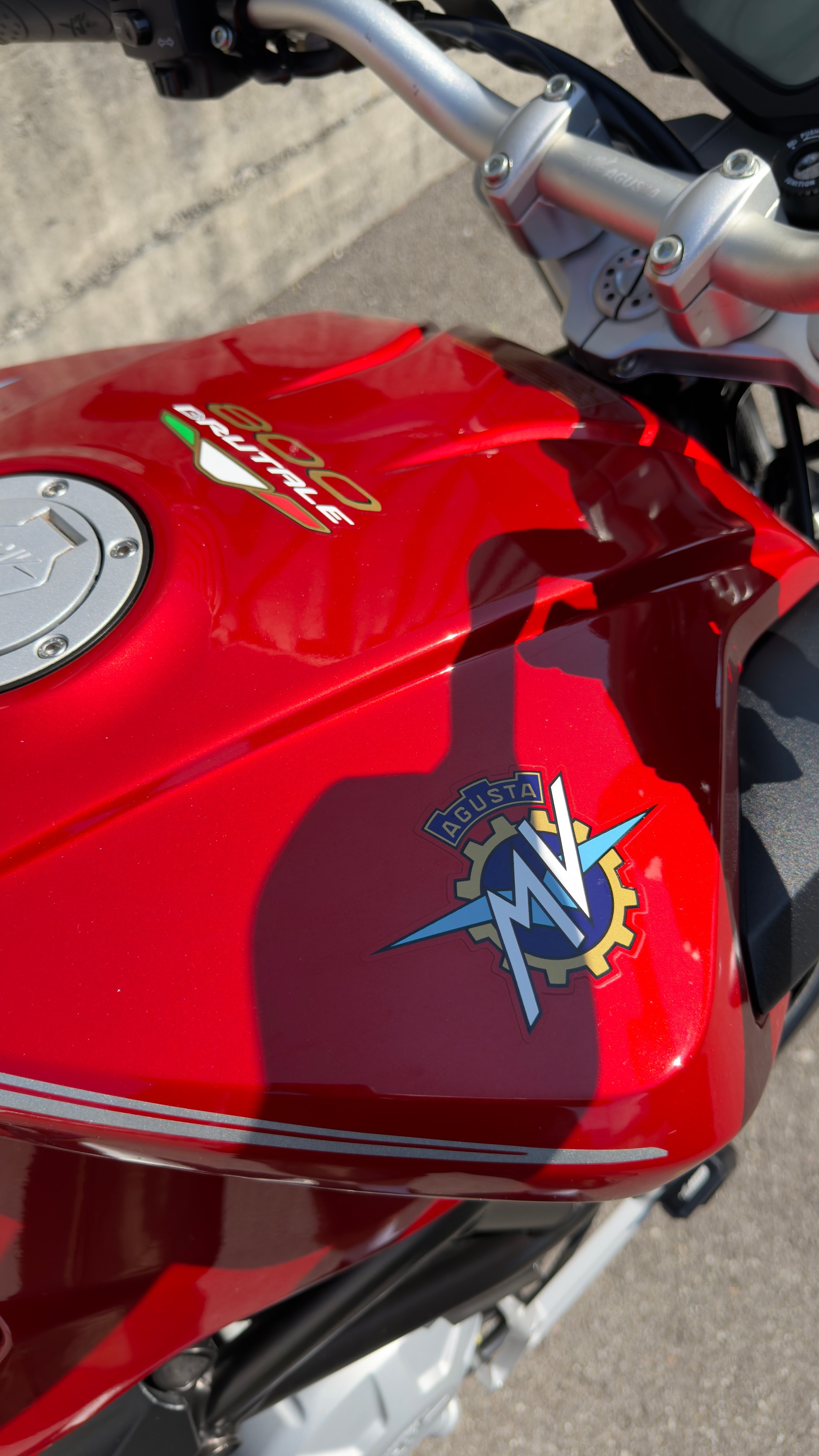 MV AGUSTA B3 Brutale 800-image-4