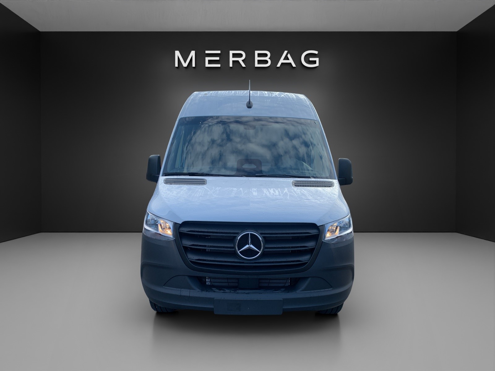 MERCEDES-BENZ Sprinter 317 CDI Lang 9G-TRONIC-image-4