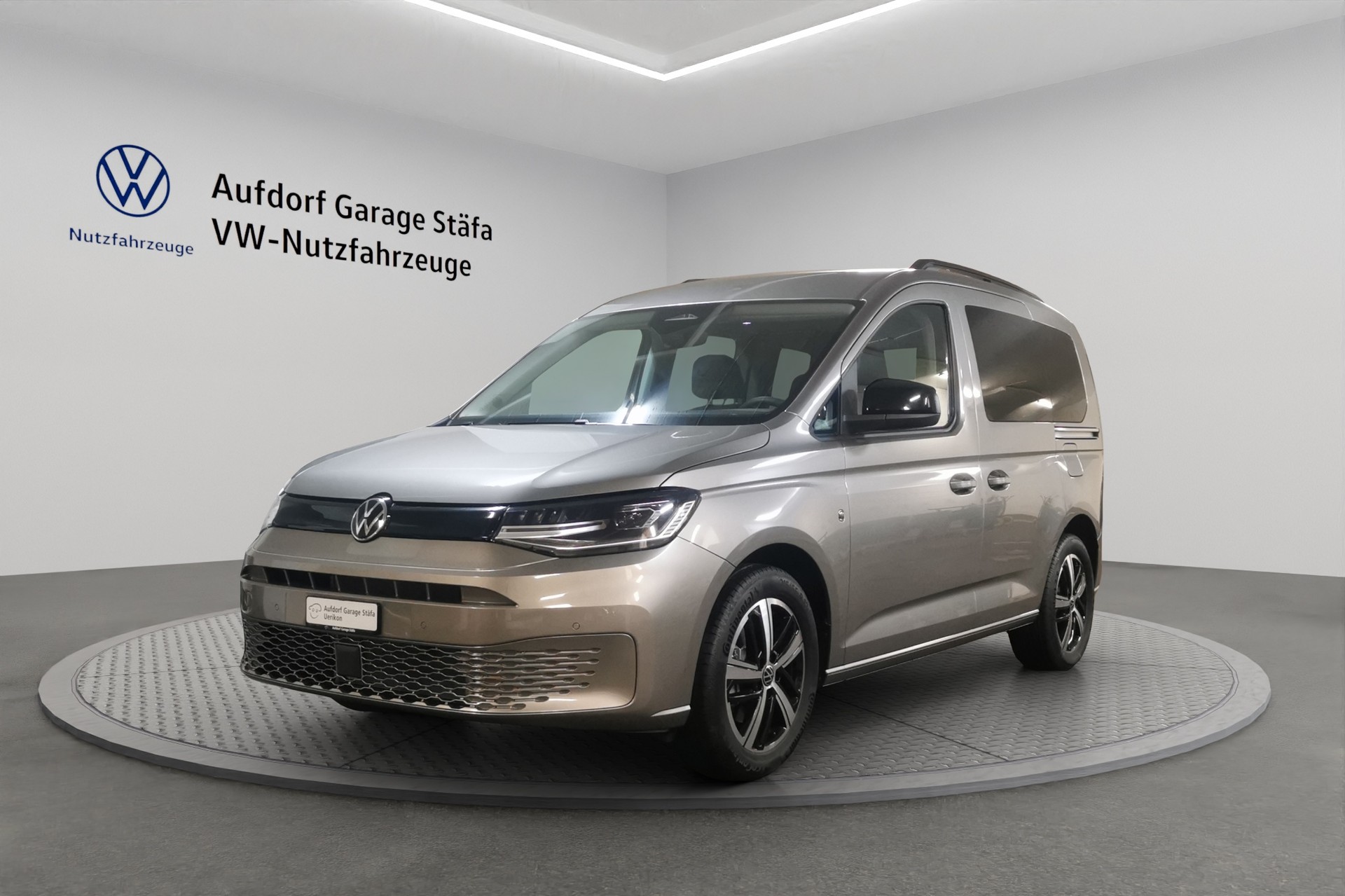 VW Caddy 1.5 TSI DSG-image-0