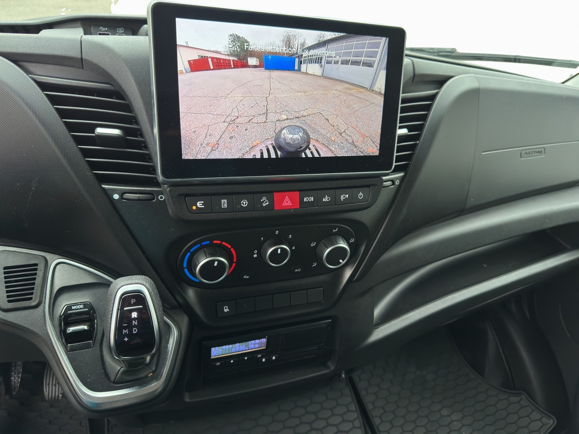 IVECO 35 S 18H A8-showroom-element-3