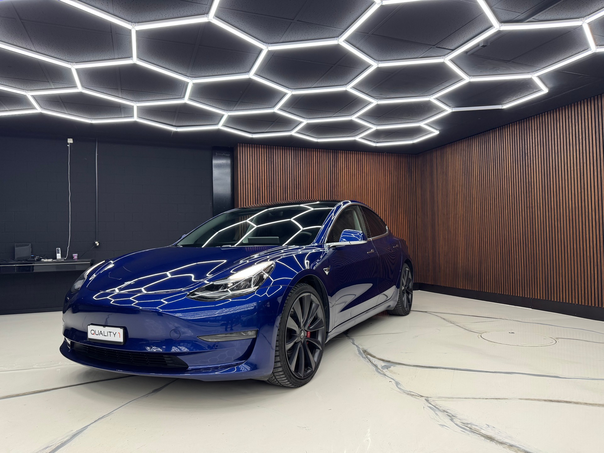 TESLA Model 3 Performance Dual Motor AWD