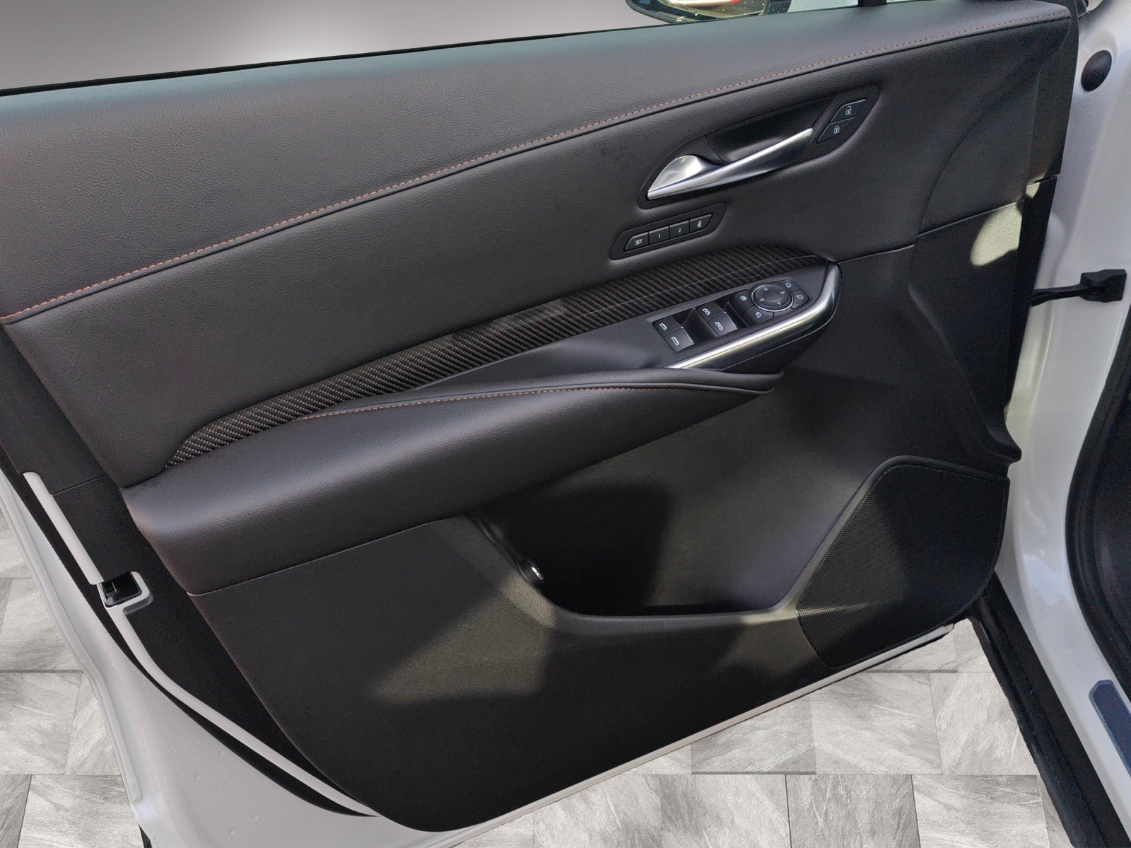 CADILLAC XT4 2.0 T Sport AWD-image-11