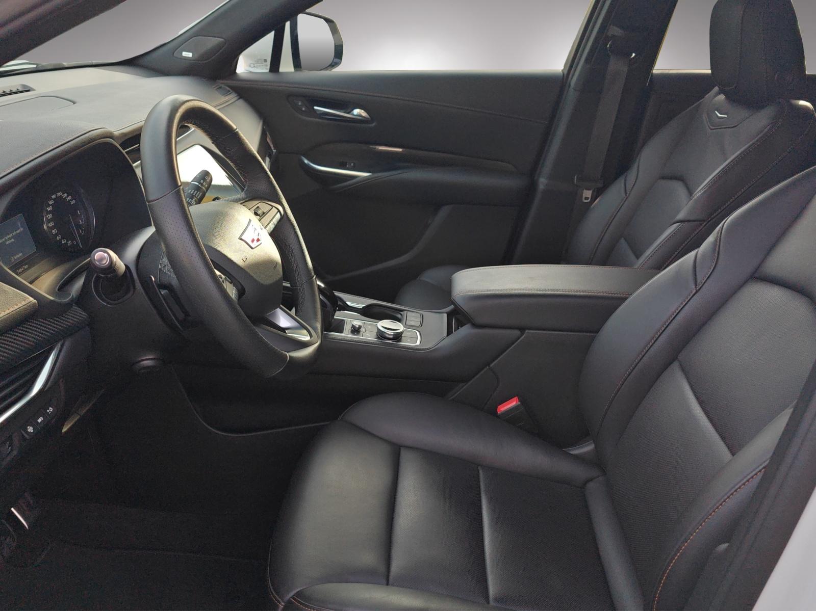 CADILLAC XT4 2.0 T Sport AWD-image-10