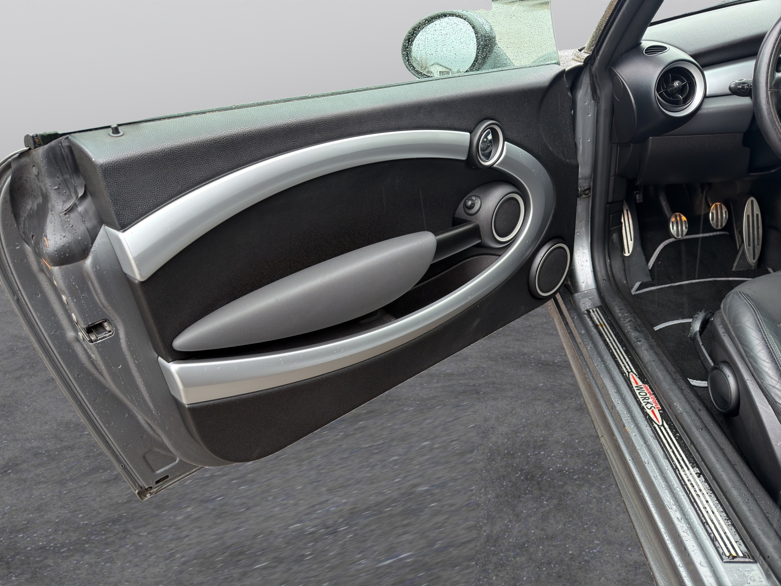 MINI Cooper John Cooper Works-image-22